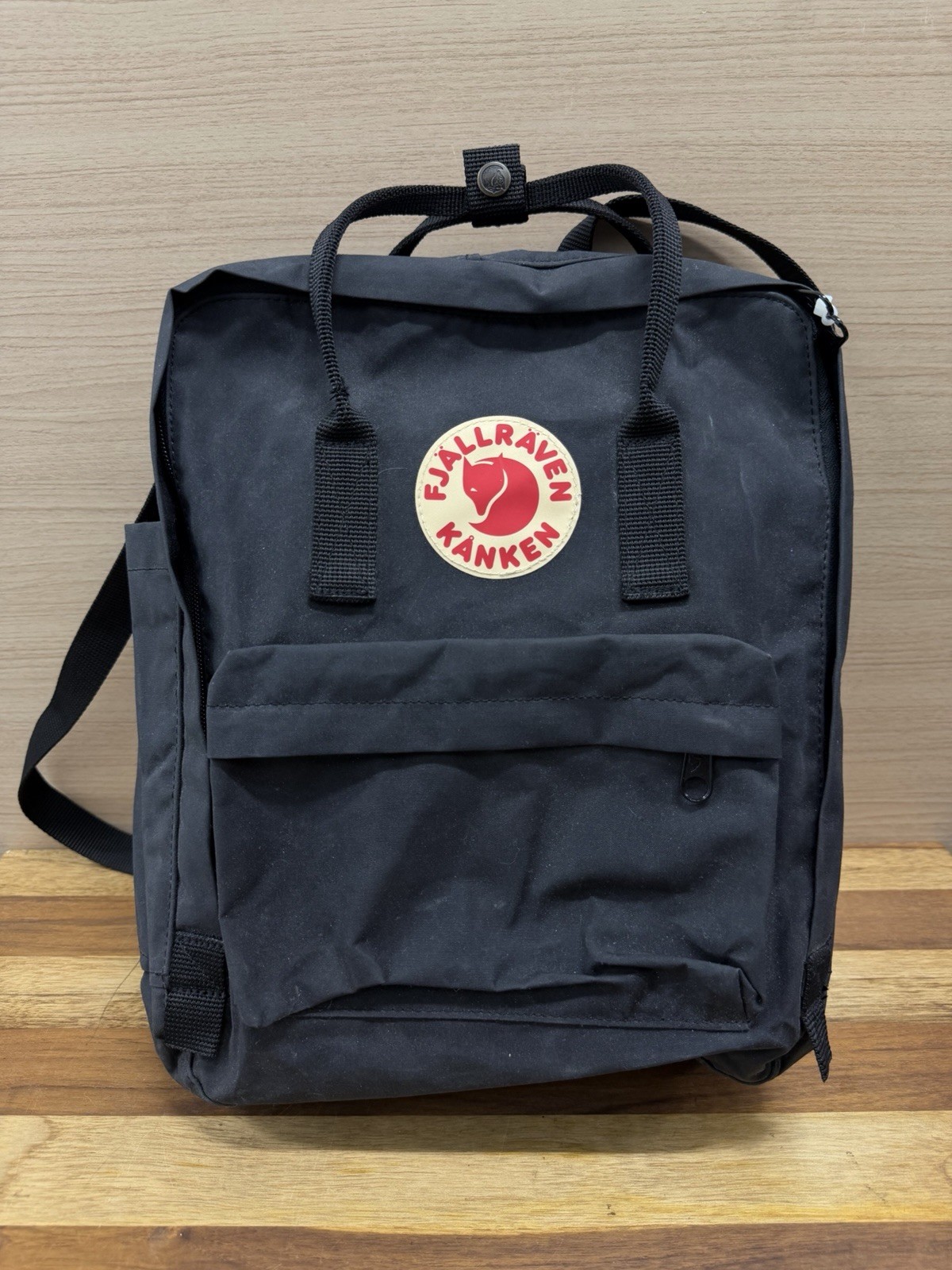 Fjallraven Kanken Backpack Solid Black Regular Large Vintage Bookbag Excellent