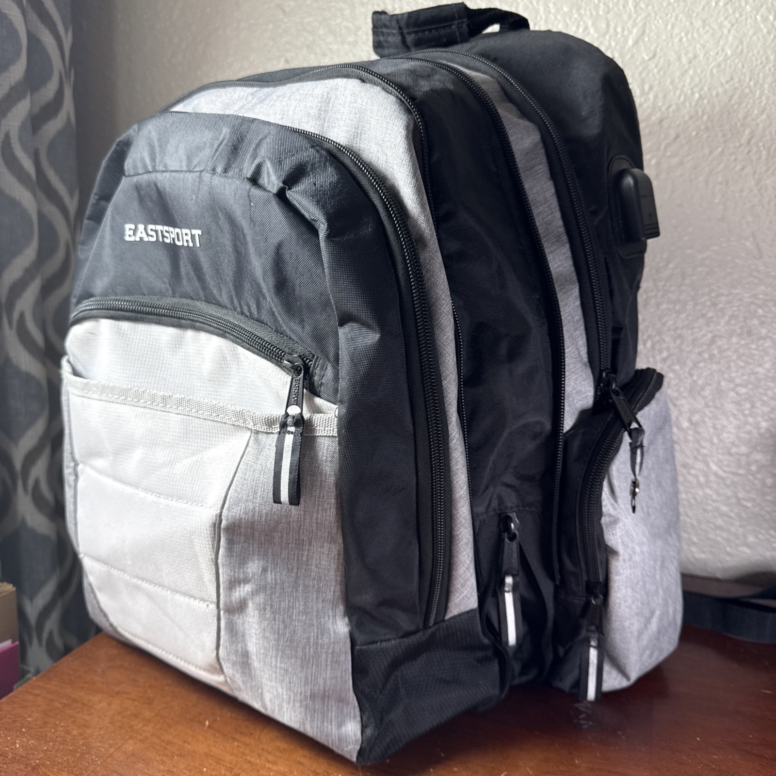 Eastsport Expandable Titan 2.0 Expandable Backpack USB Port Grey Black