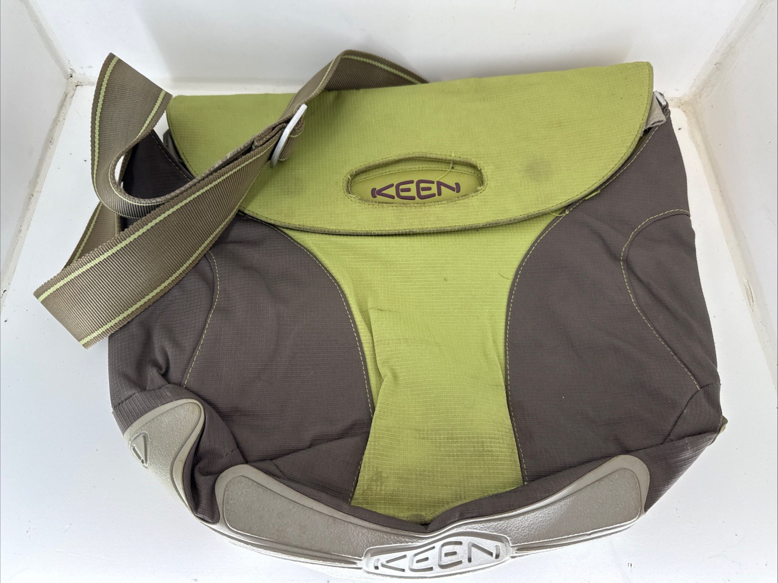 Keen Messenger Bag Green
