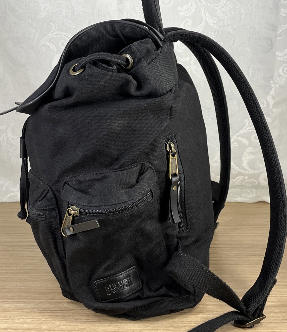 Duluth Trading Co Black Canvas Pockets Drawstring Backpack Magnetic Top Closure