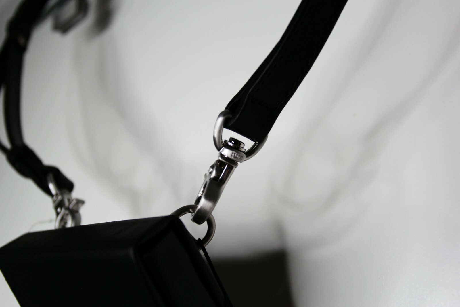 BNWT AW20 AMI MINI BOX BAG RIVET LOGO
