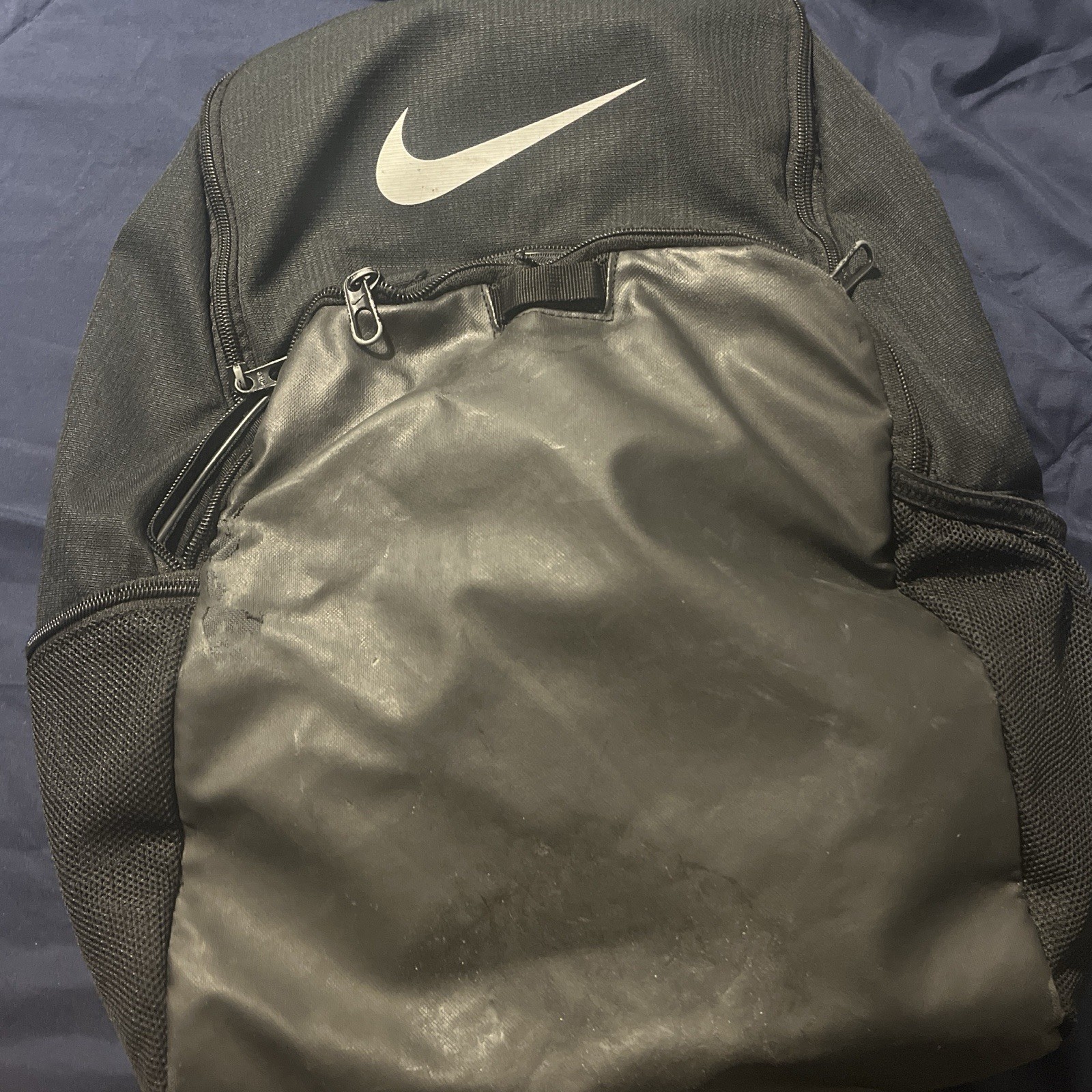 Nike Black Men’s Backpack Padded Inner Outer Pockets Adjustable Shoulder Strap