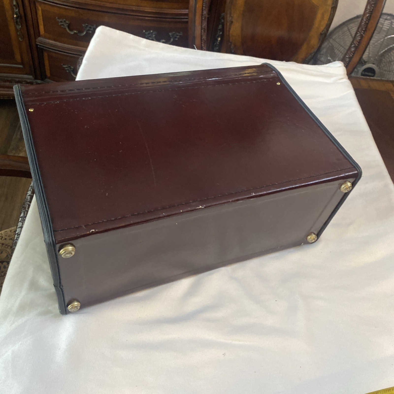 Vintage Business Class Burgundy Hard Shell Attache Briefcase Combination Lock
