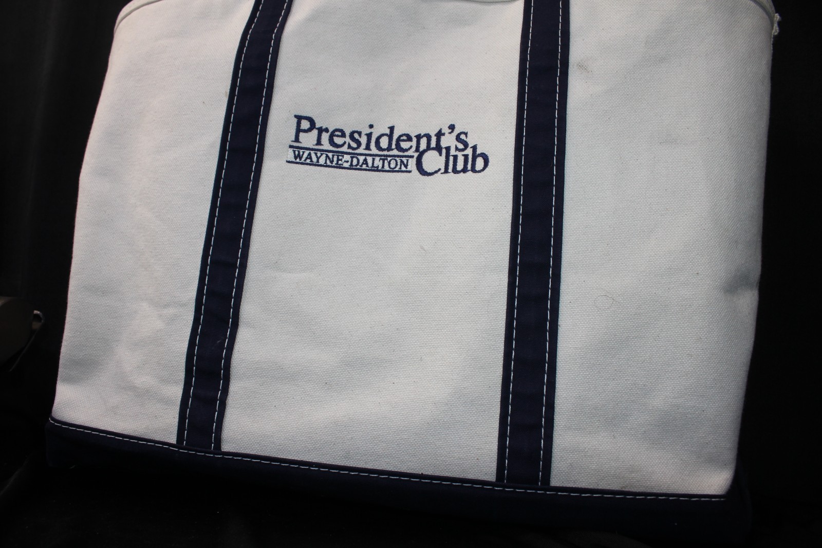 LL Bean Boat & Tote Bag Blue/Ivory Zip Top Made in USA Embroidered Logo 17″