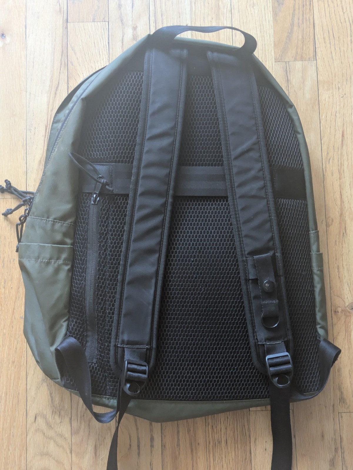 The Brown Buffalo Standard backpack green olive black, used see desc $189 retail
