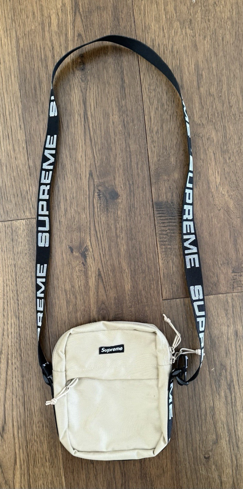 SUPREME SS18 Shoulder Bag Tan Khaki 100% Authentic Used – Excellent Condition