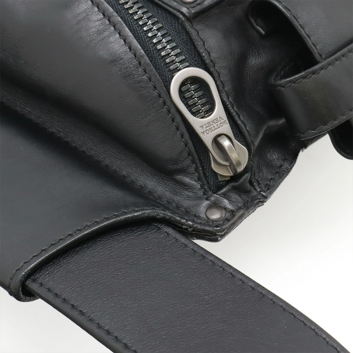 Bottega Veneta Intrecciato Belt Bag Fanny Pack Leather Black