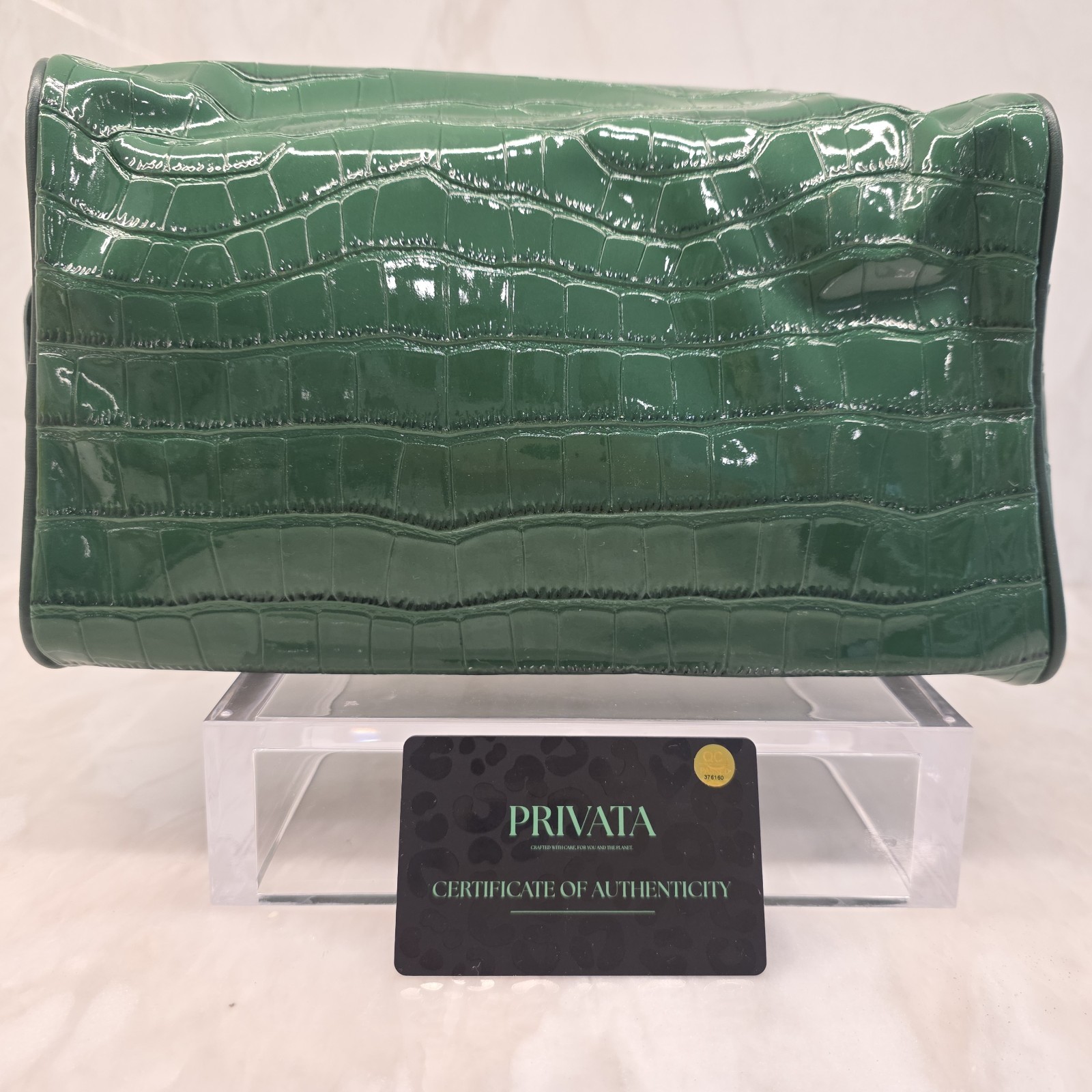 Privata MENS Toiletry Bag BRAND NEW with Cert Of Authenticy Card GREEN CROC…