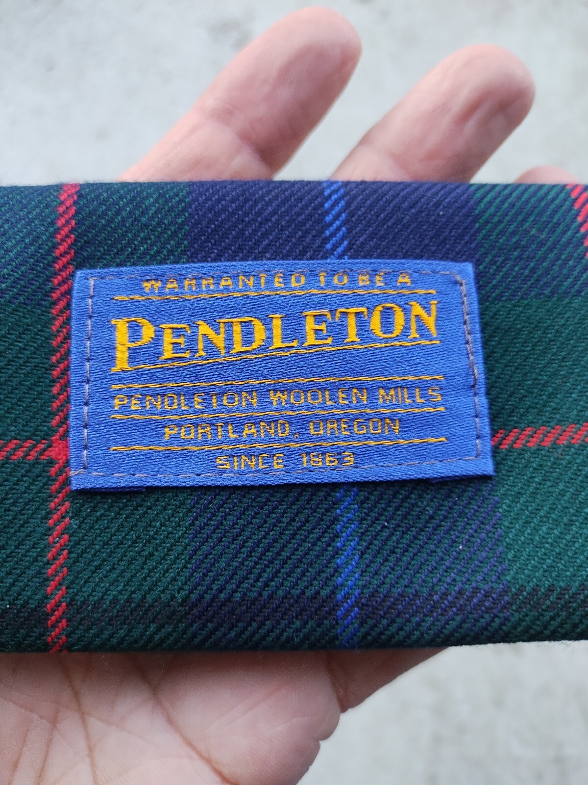 VINTAGE PENDLETON WOOL TARTON PLAID CREDIT CARD, BUSINESS CARD WALLET 4″ X 2.5″