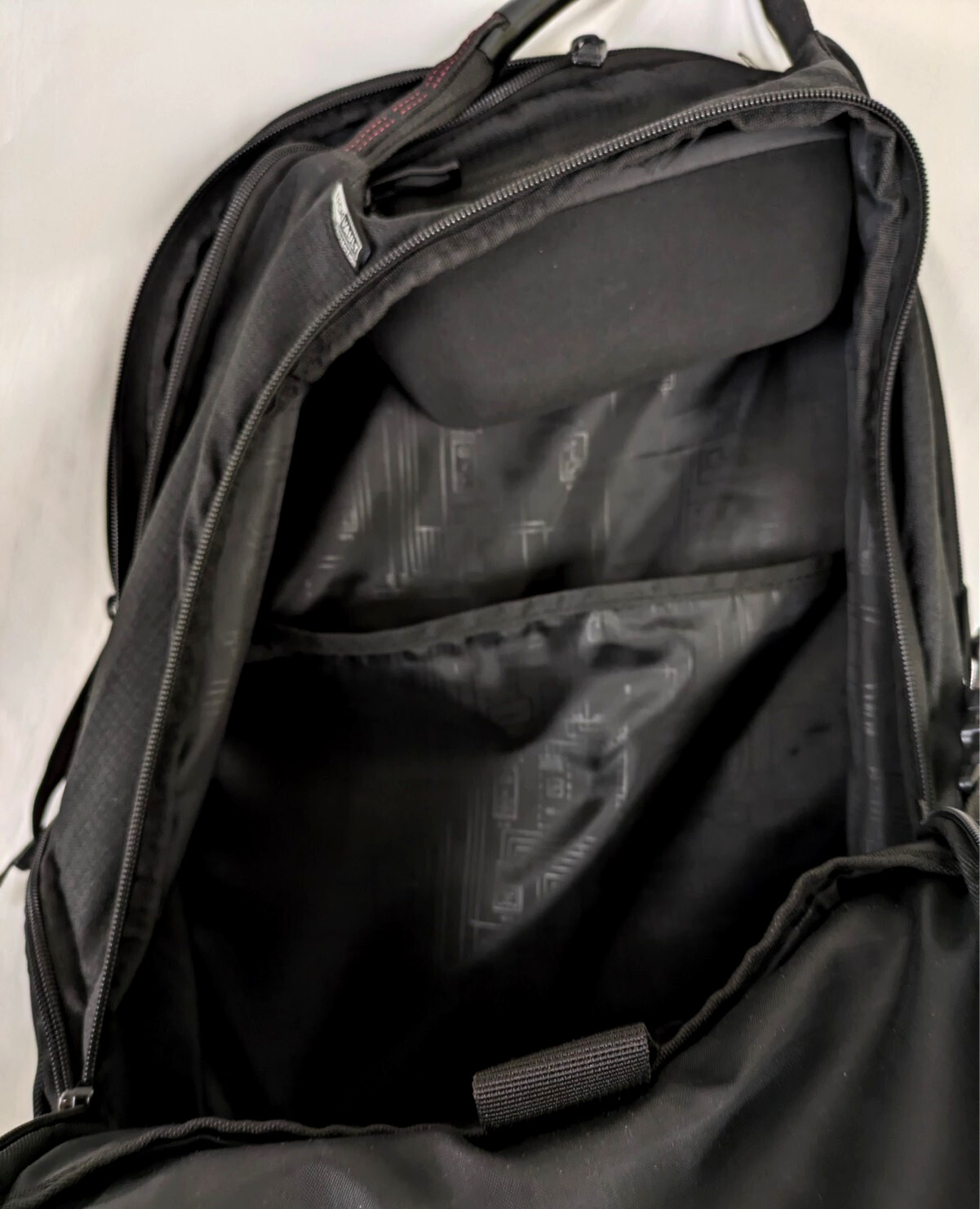 OGIO Airflow Tech Vault Checkpoint Black Laptop Travel Backpack Branded