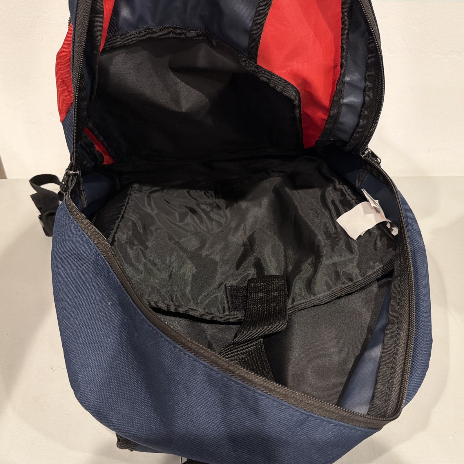 DC Shoes Large Blue/red Backpack Zip & Buckle Adjustable Straps Pockets