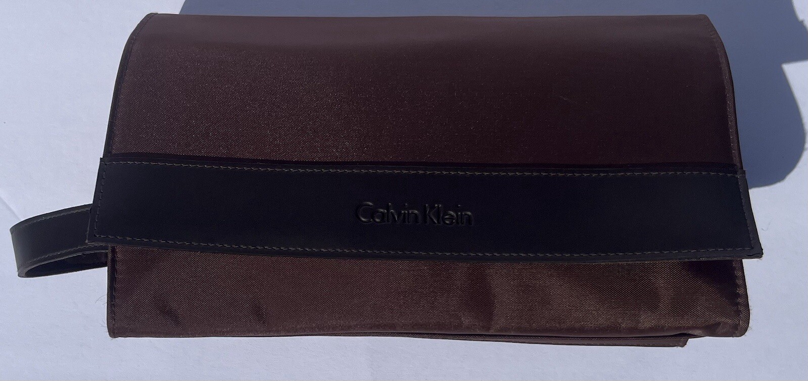 Calvin Klein Mens Dopp Kit Travel Cosmetic Toiletry Bag Case Brown