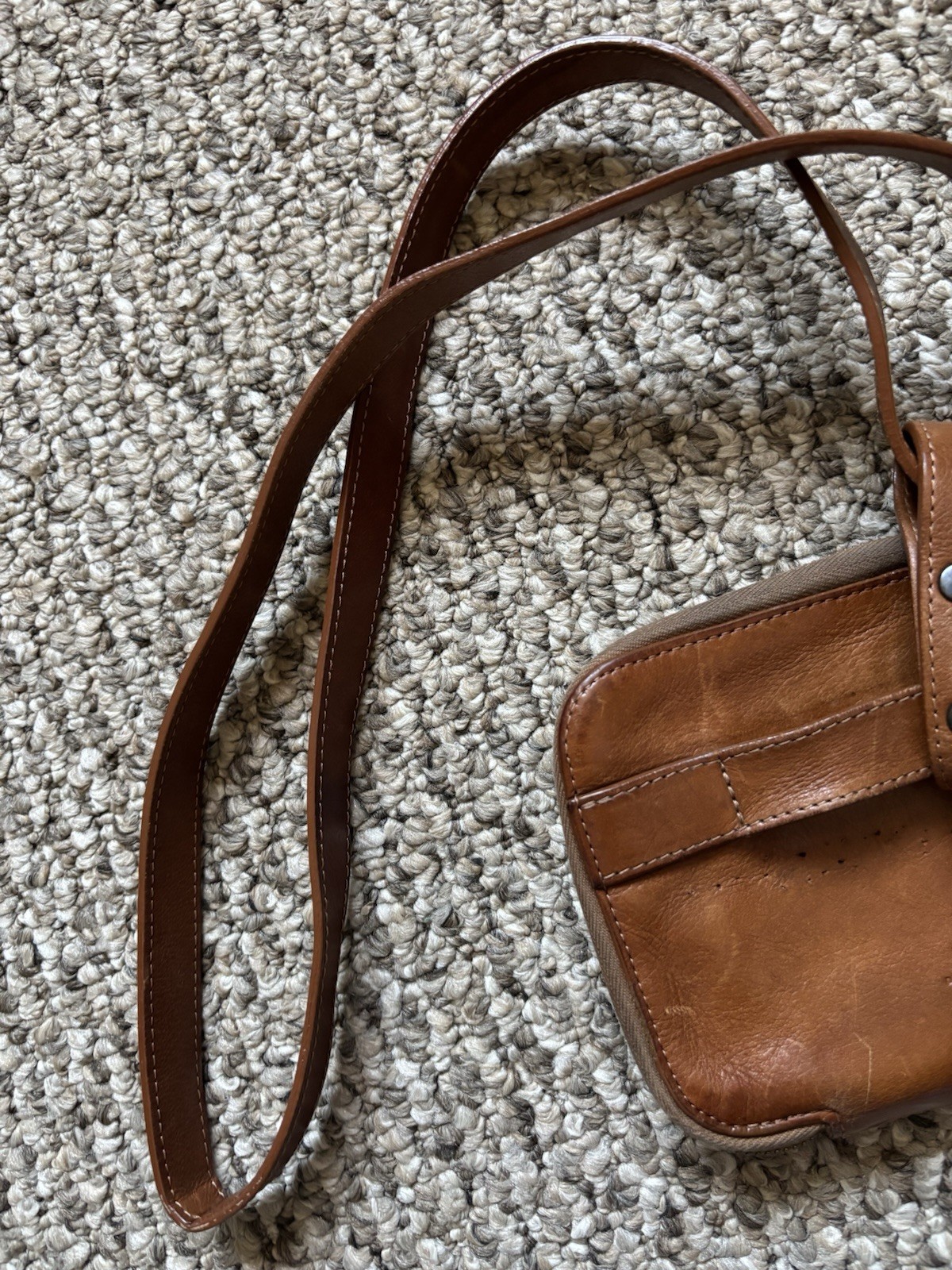 This Is Ground Brown Leather Bad With Zipper