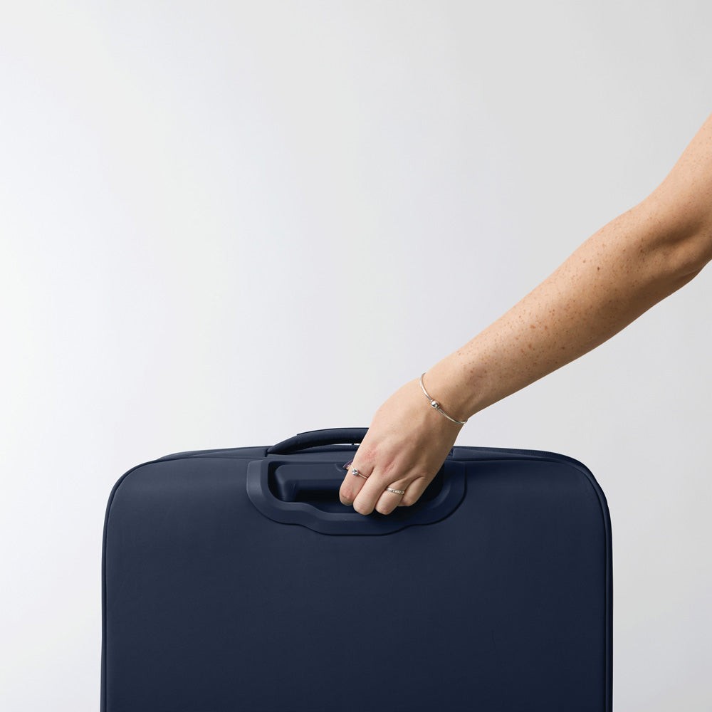 Samsonite Elevation Softside Large Expandable Spinner Midnight Blue One Size U1