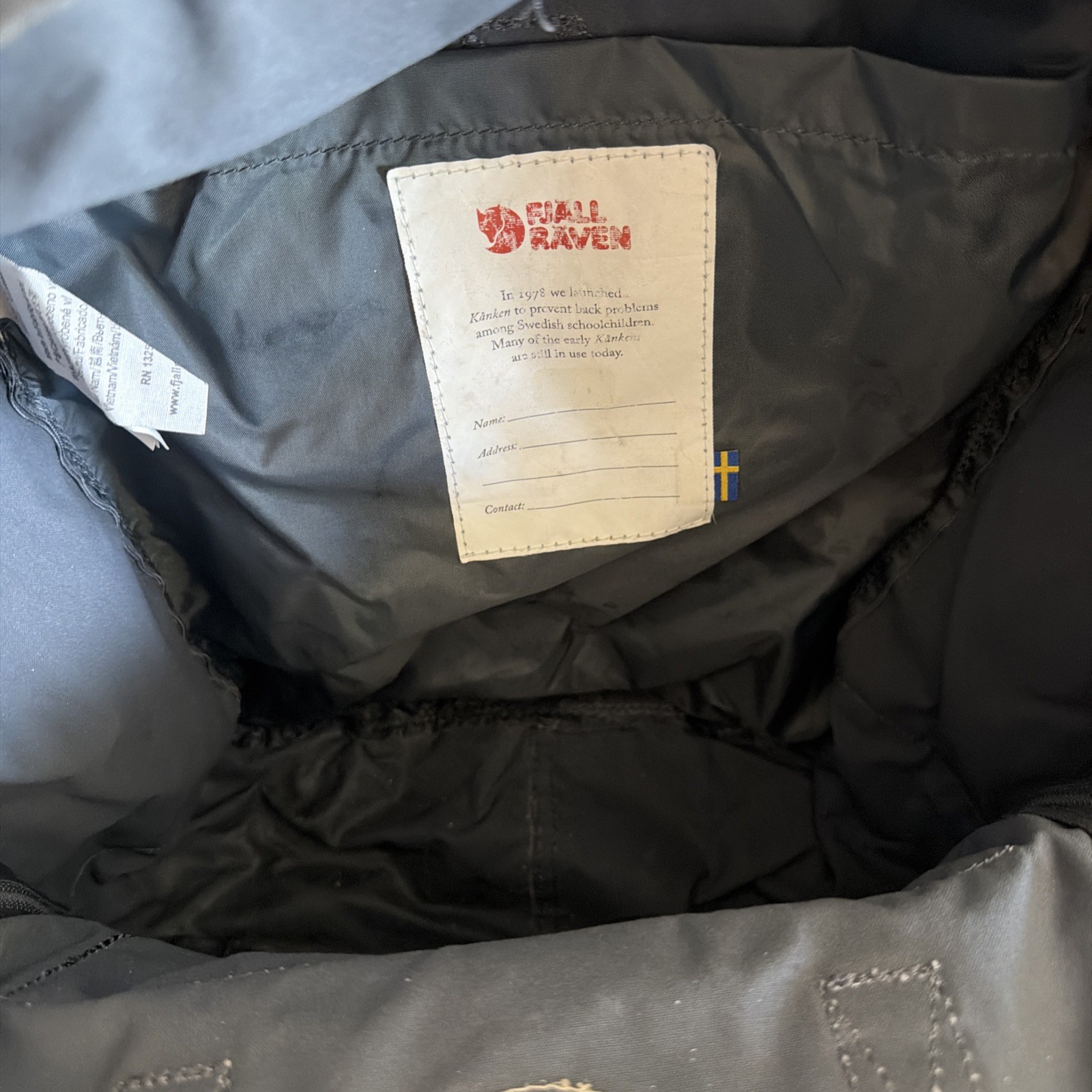 Fjallraven Kanken Classic Backpack Gray Outdoor Rugged 23510