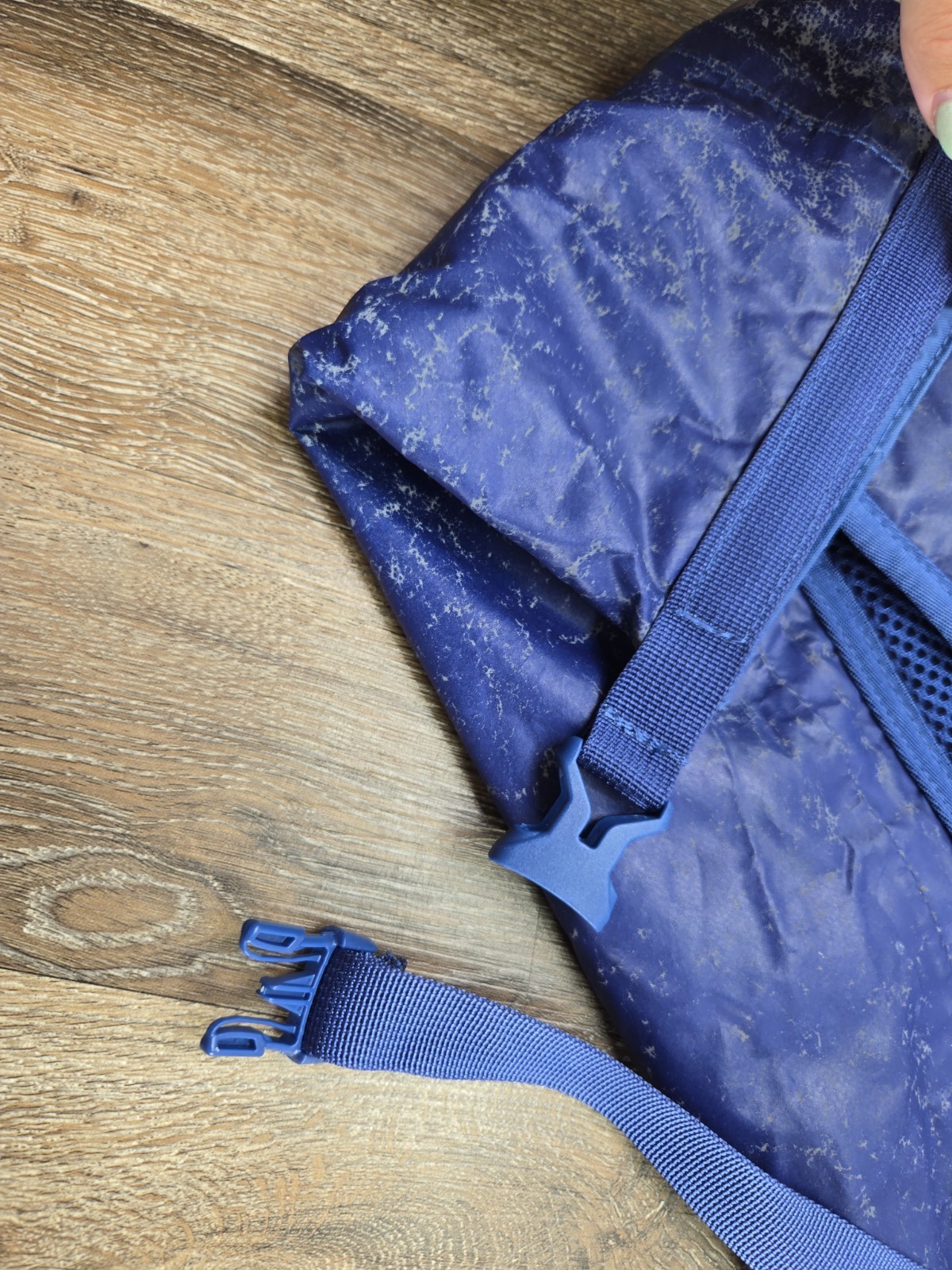 EUC SUPREME Waterproof Reflective Speckled Backpack Royal Blue FW20 Olmetex