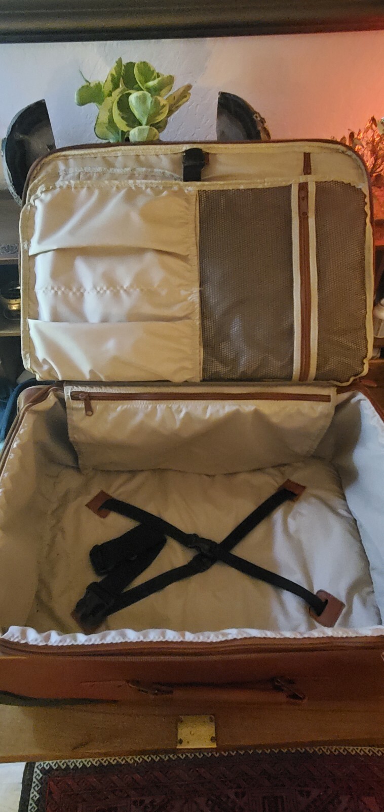 Marlboro Ranch/Crazy Mountain Ranch Custom Claire Chase Leather Luggage