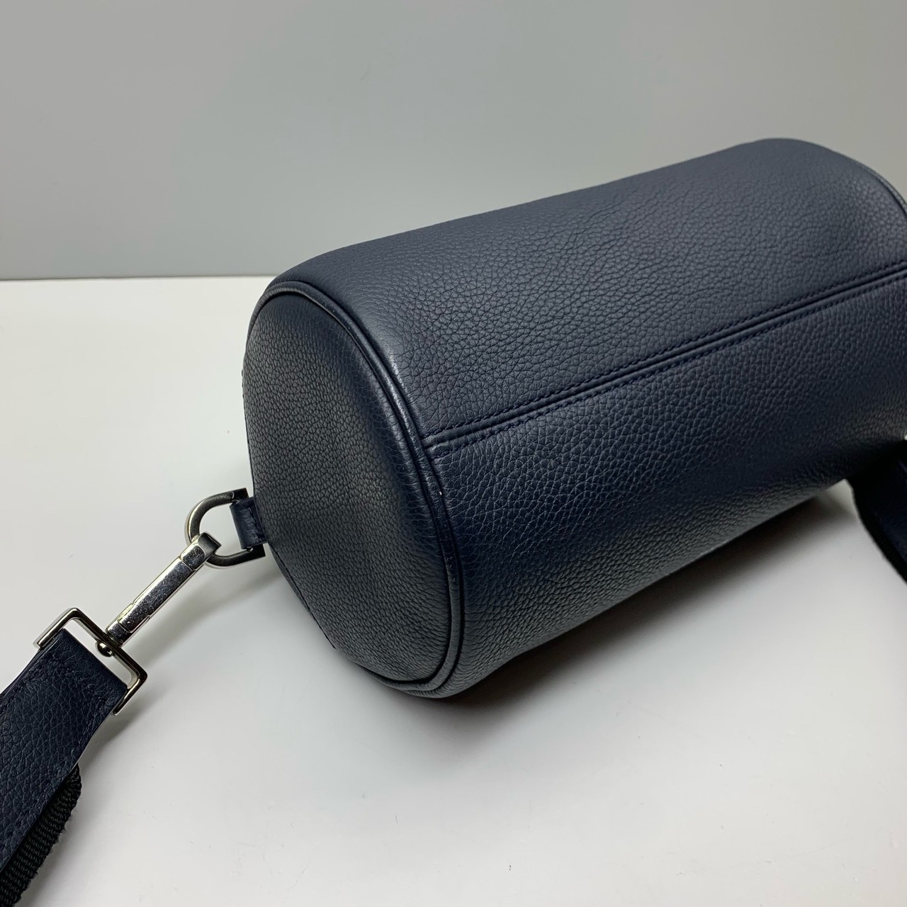 Dior Pre-Owned Authentic Atelier Navy Leather Crossbody Bag Free Shipping20x12cm