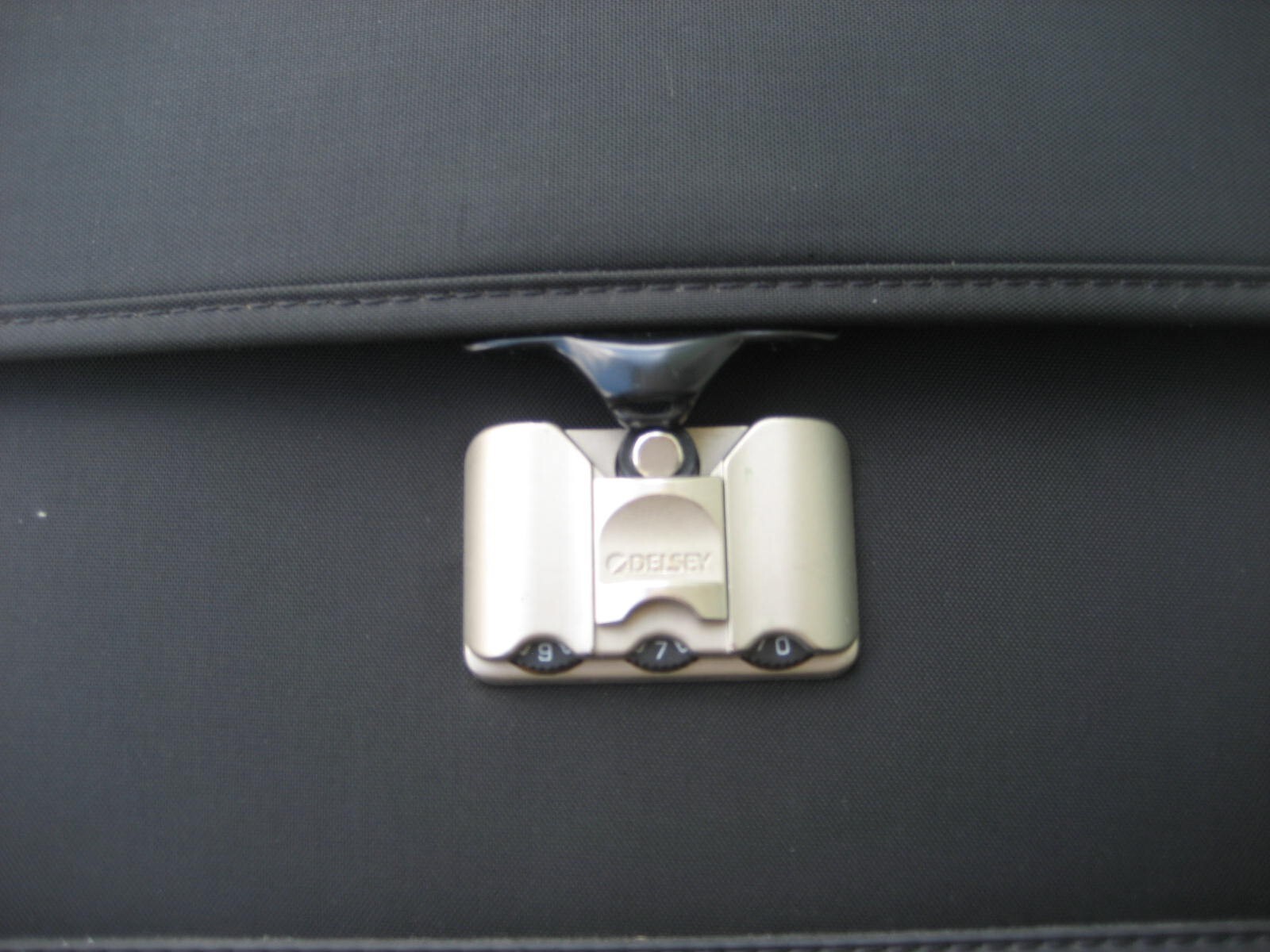 Delsey Briefcase Bag with Digital Push Lock Made in France 17.5W x 12.5H x 8D in