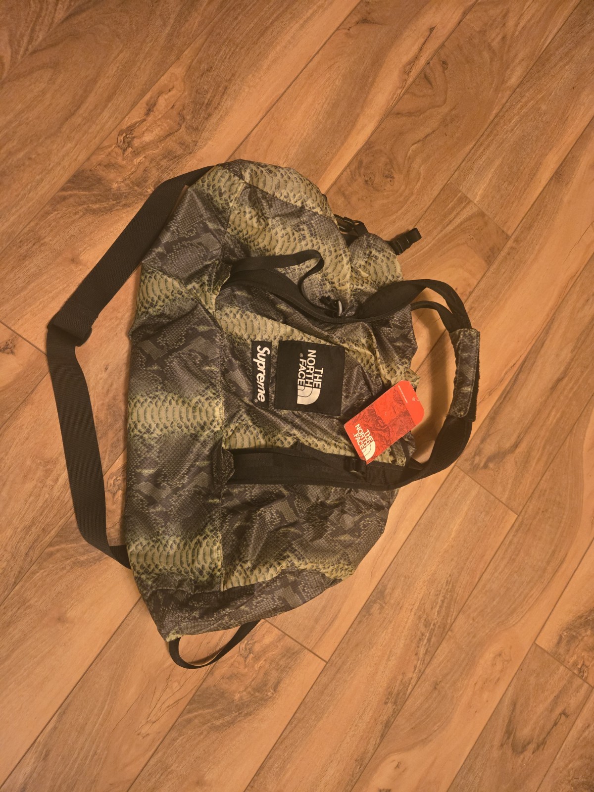 New Supreme x The North Face SS18 Snakeskin Print Flyweight Duffle Bag Green