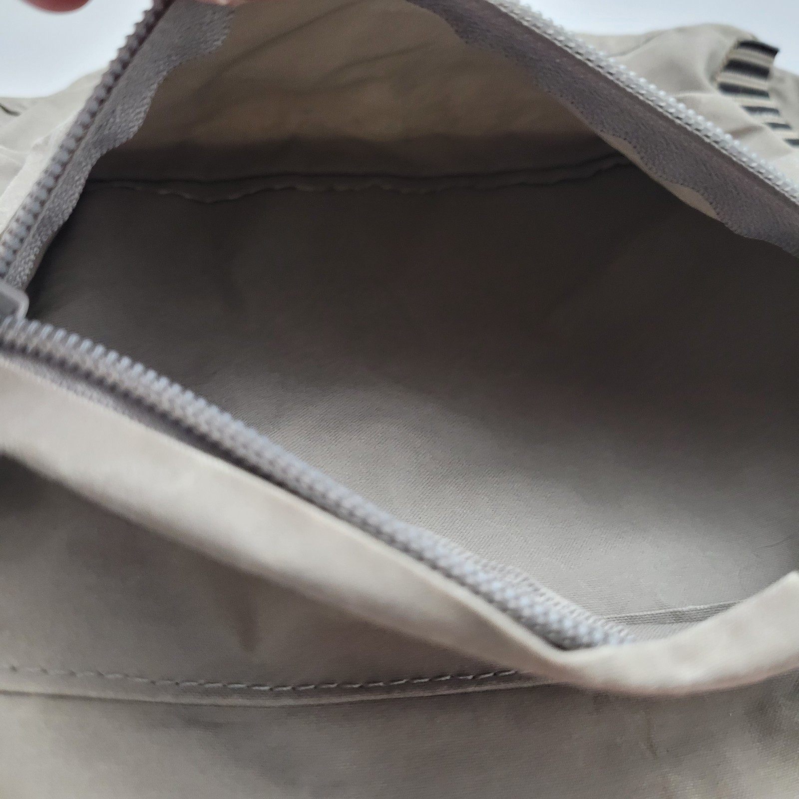 Fjallraven Kanken Gray Backpack Adjustable Strap Top Handle Outdoor School