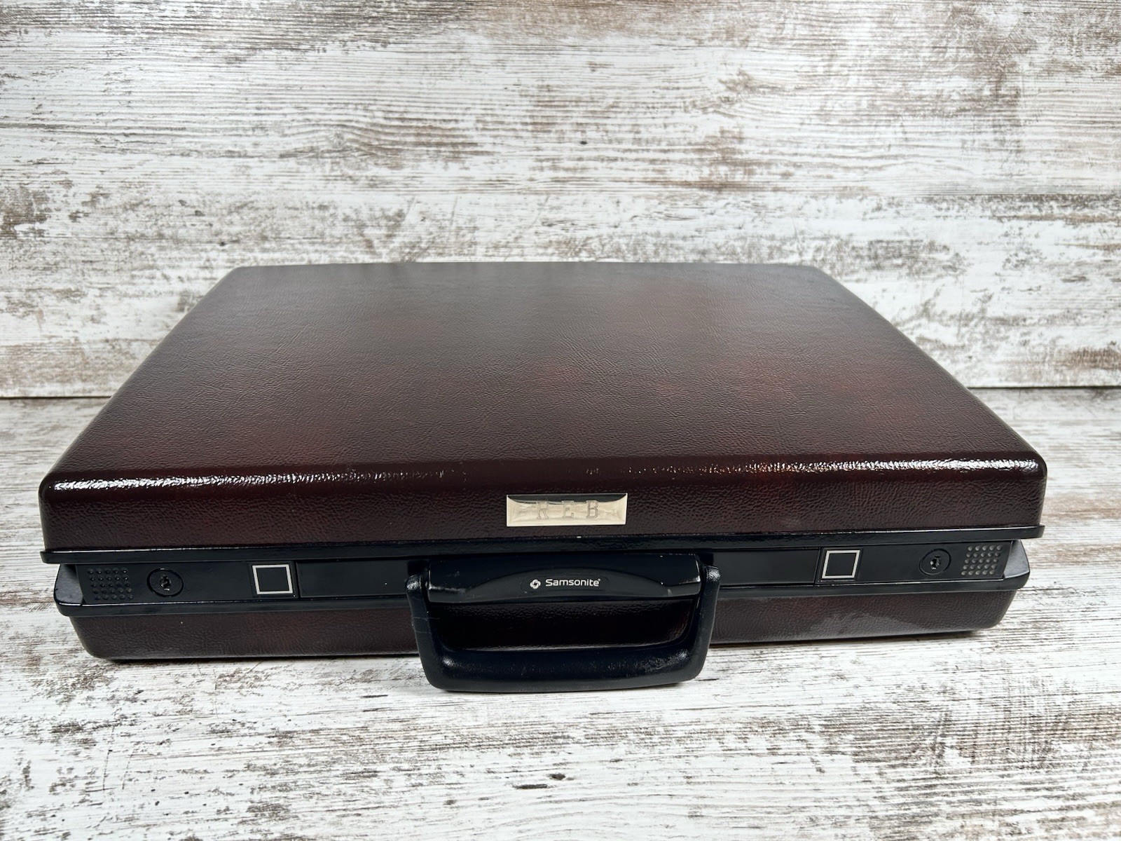 Samsonite Classic XL Briefcase Hard Shell Case with Keys