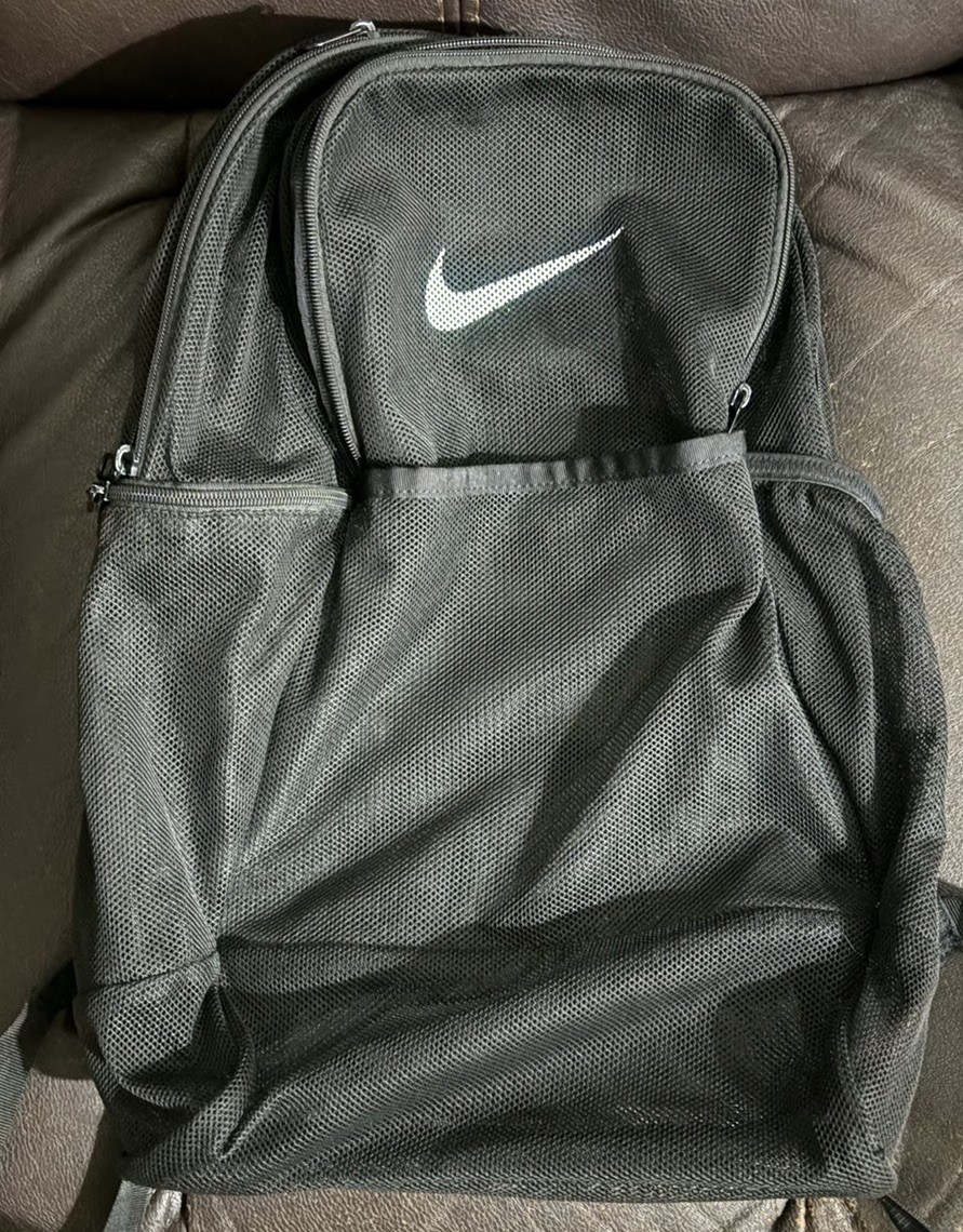 Nike Brasilia Mesh Backpack