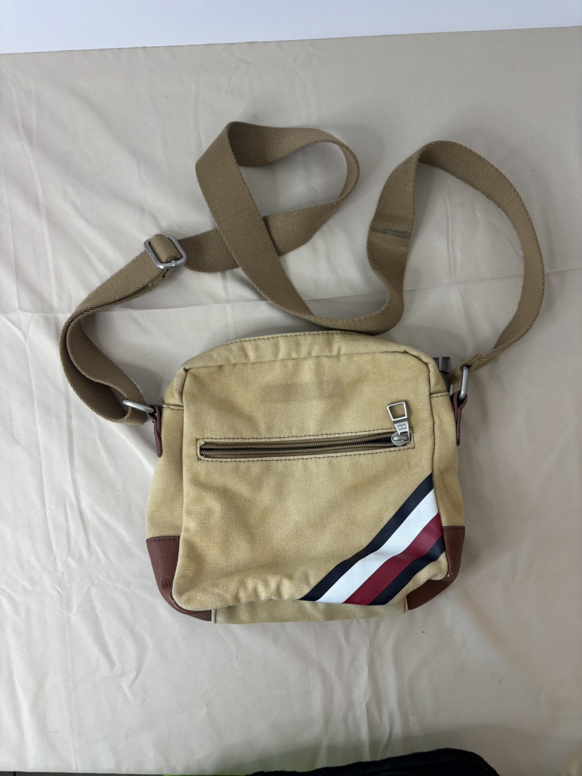 Tommy Hilfiger Men’s Tan Satchel