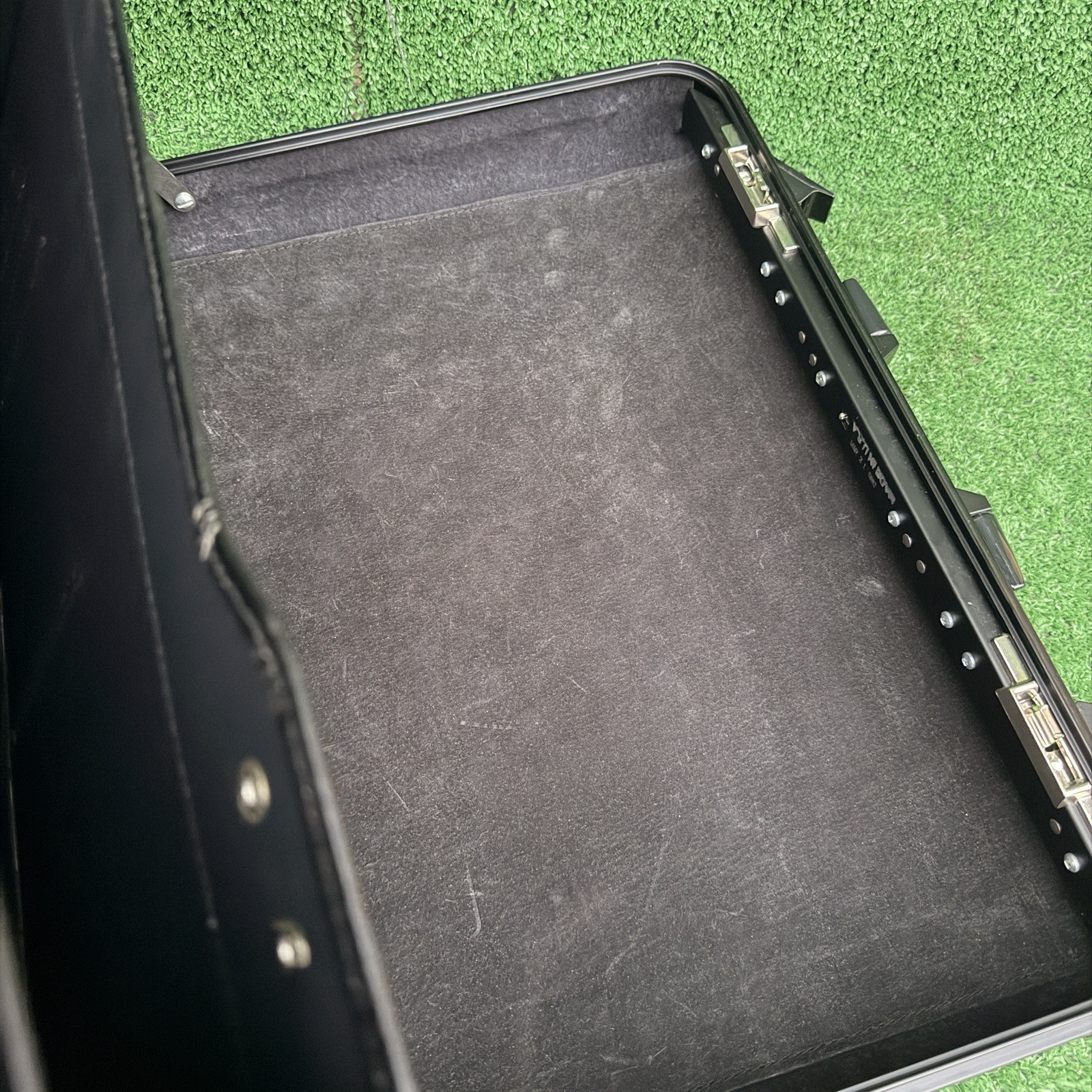 Zero Haliburton Aluminum Briefcase USA Made, 1989 Vintage, Dark Green 18”x13”x4”