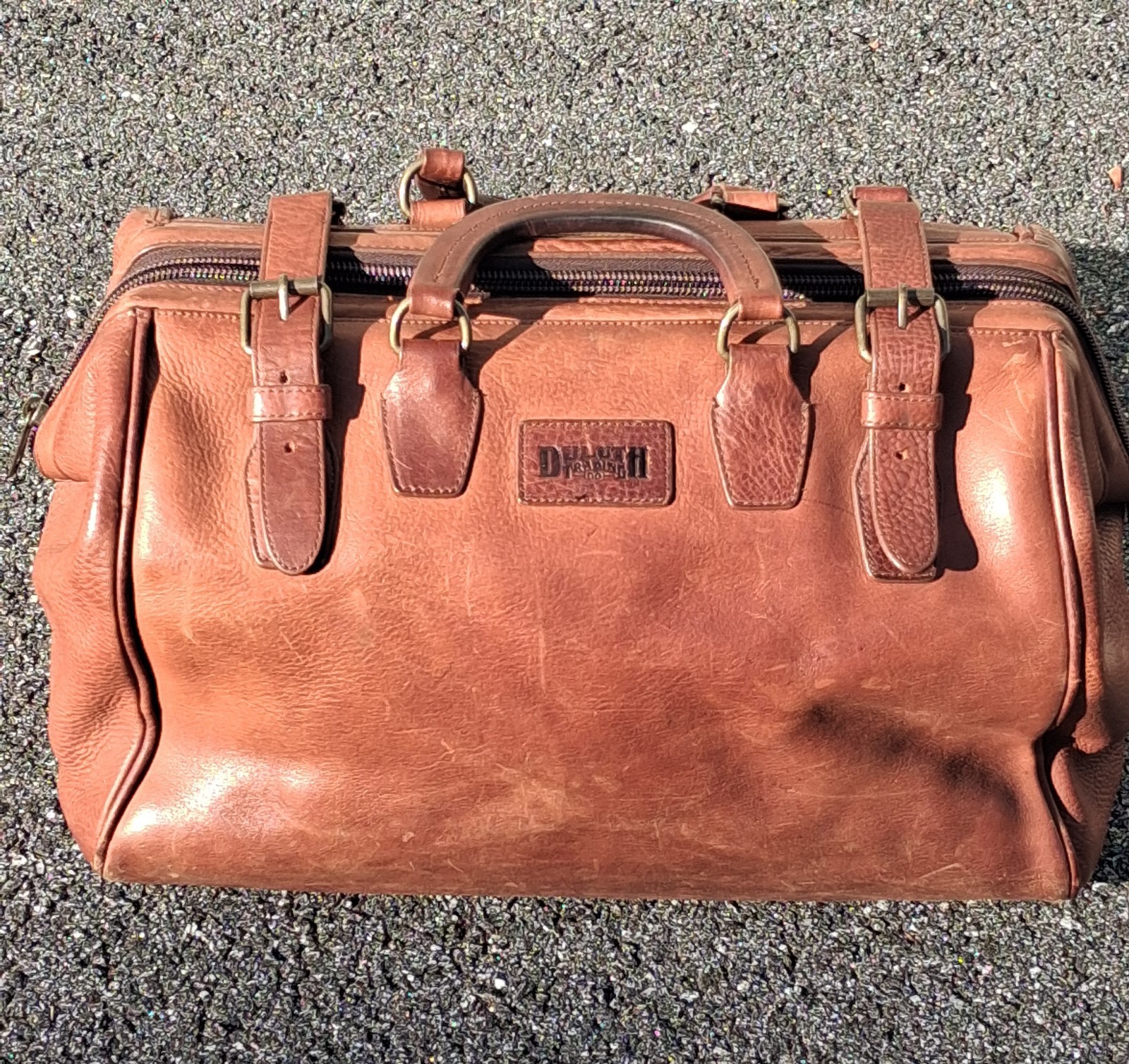 Duluth Trading Heavy Leather Doctor Bag Weekender Gladstone Briefcase Traveler