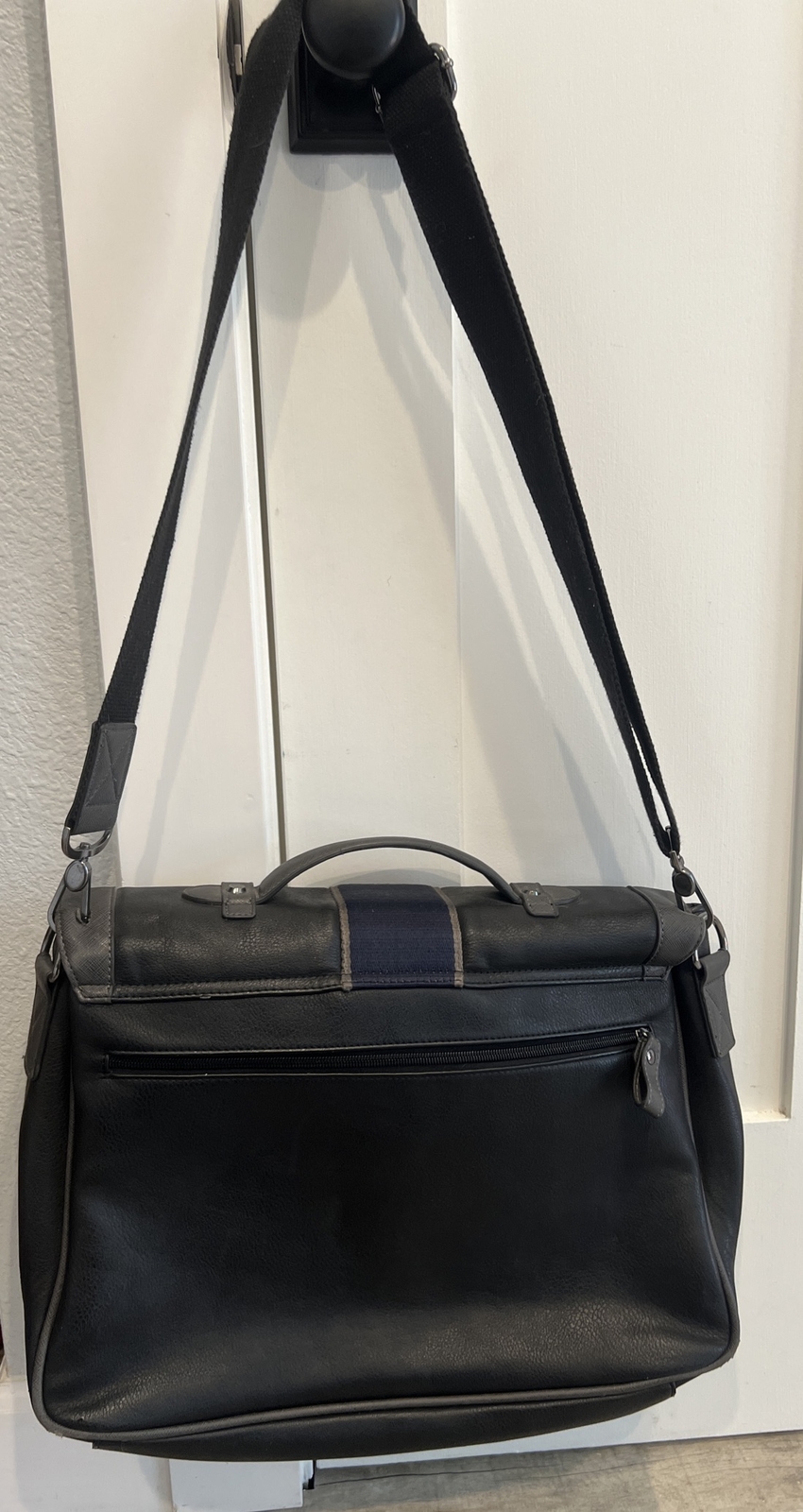 Ted Baker London Black Polyurethane Messenger Laptop Bag Briefcase