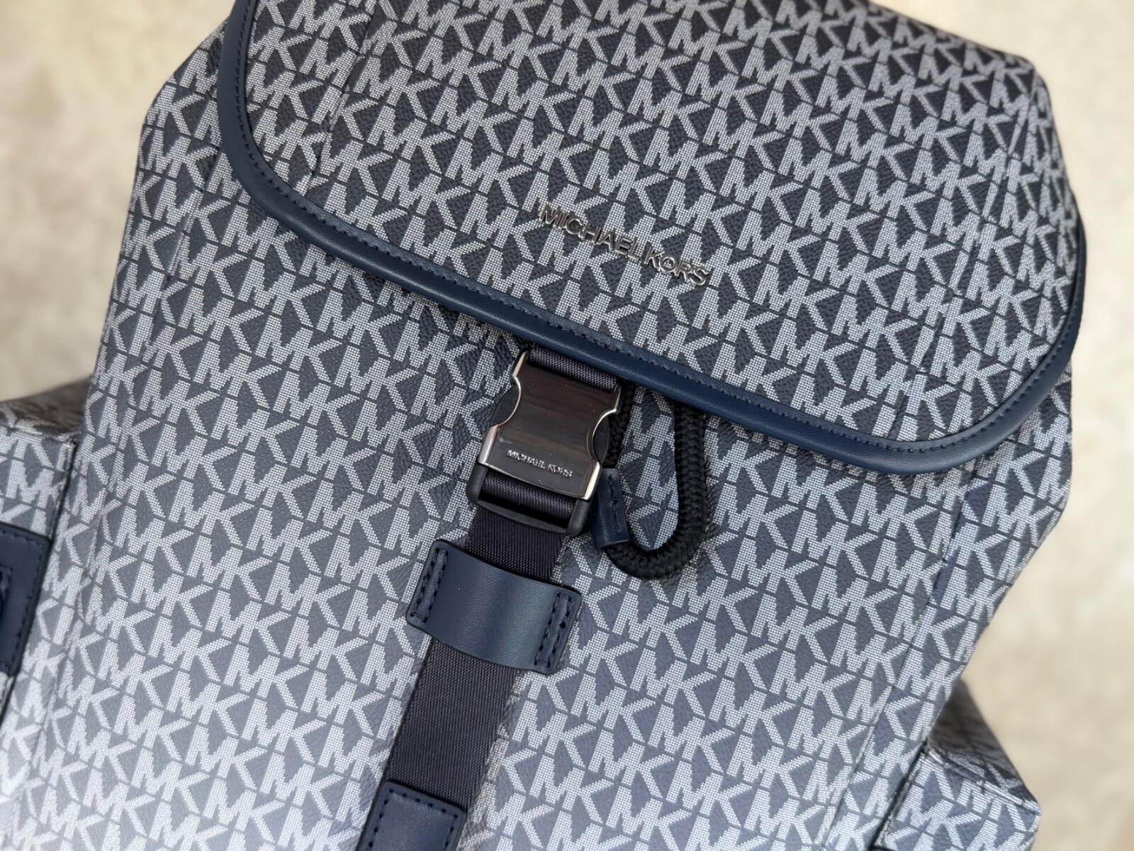 MICHAEL KORS COOPER LARGE UTILITY BACKPACK MK OMBRE NAVY