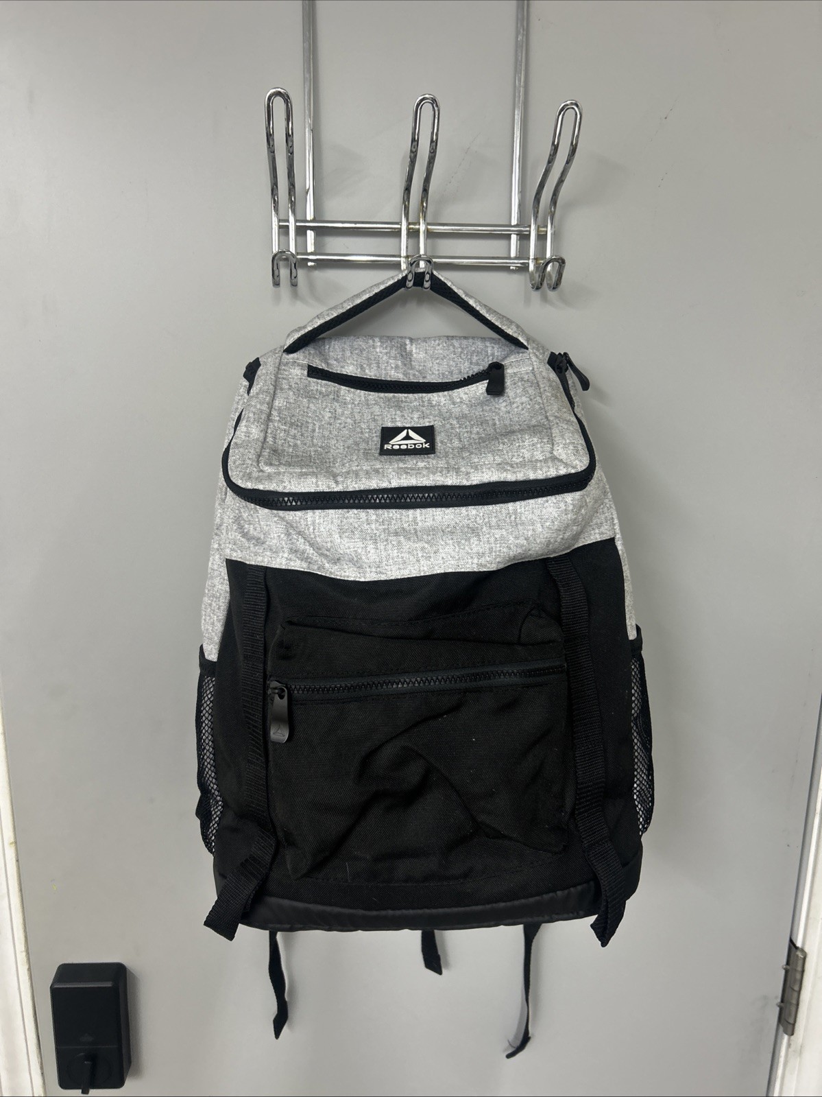 Reebok Unisex Adult Top Loader 18.5″ Laptop Backpack Please READ