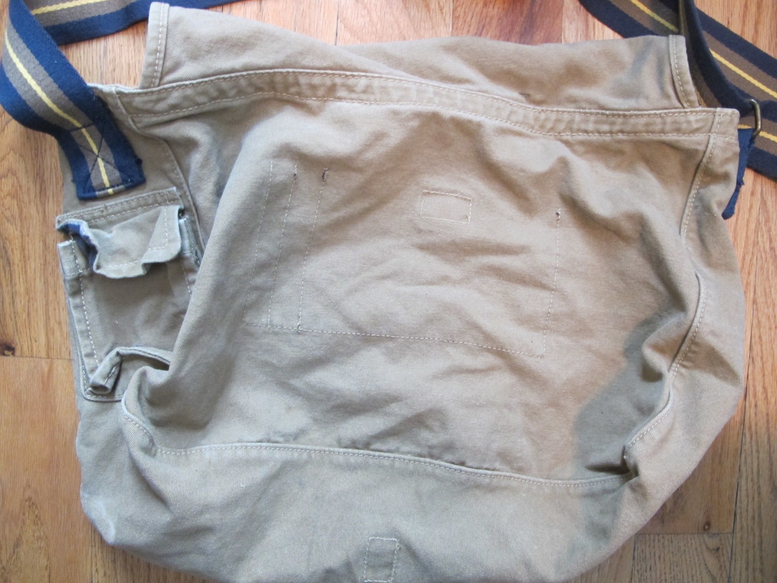 American Eagle Outfitters Canvas Messenger Crossbody Bag MilitaryKhaki AEO 19-77