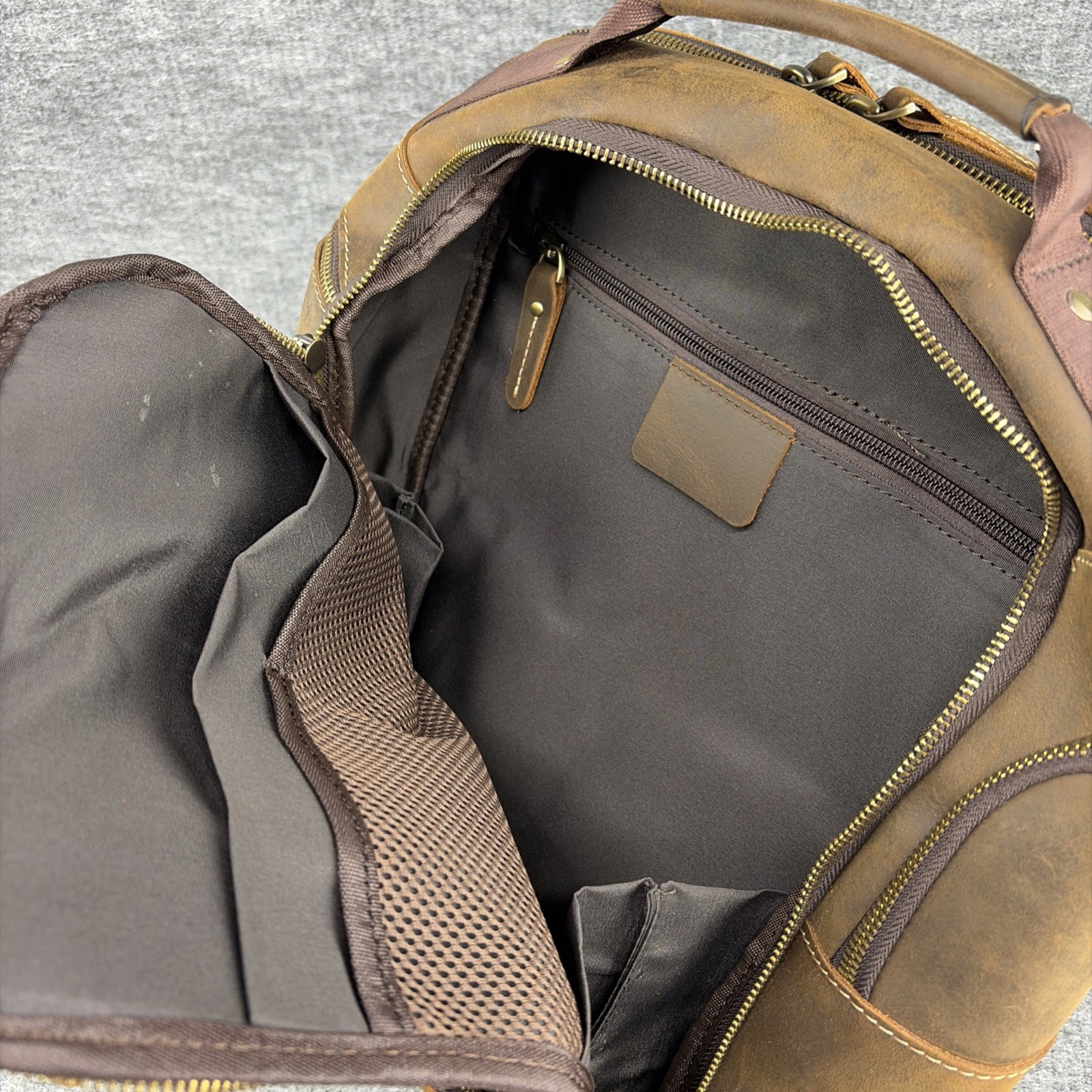 Taertii Brown Leather Backpack – 17.3 inch Laptop Capacity – New w/tags