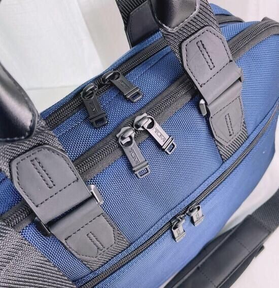 TUMI New Slim Commuter Briefcase ALPHA BRAVO Business bag Navy Black outlet New