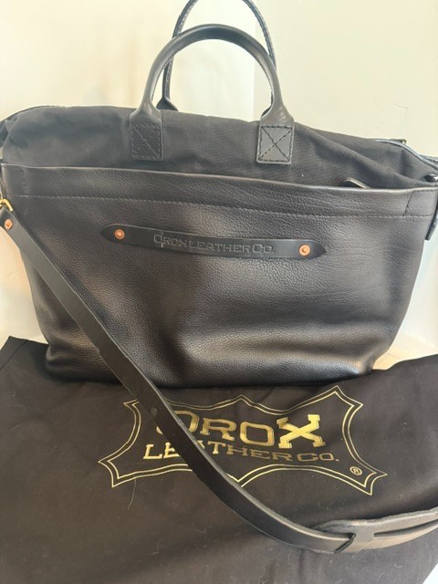OROX LEATHER Classic Viator Leather and Waxed Cotton Crossbody Bag (NWOT/Black)