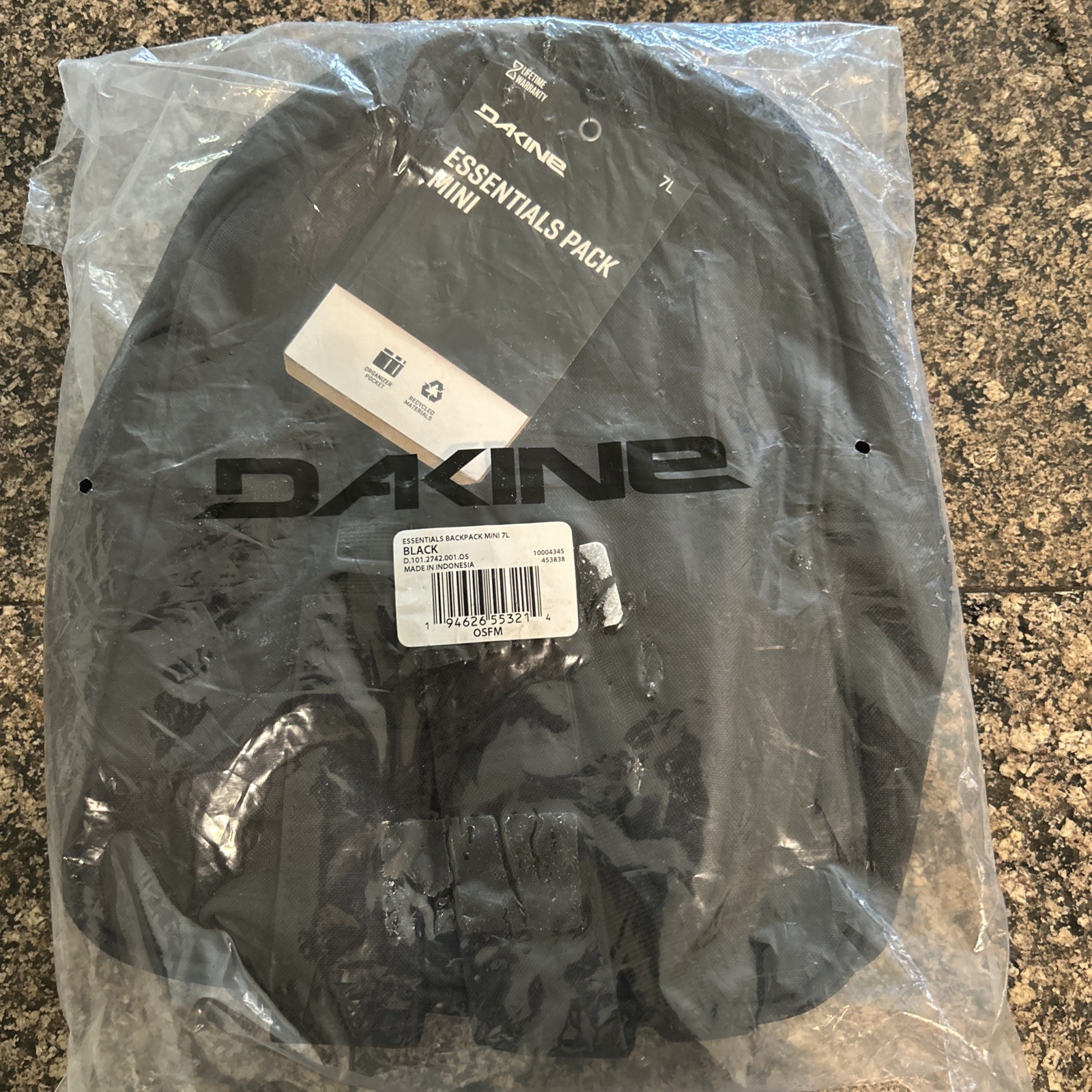 DaKine Essentials Mini 7L Backpack – Black – New