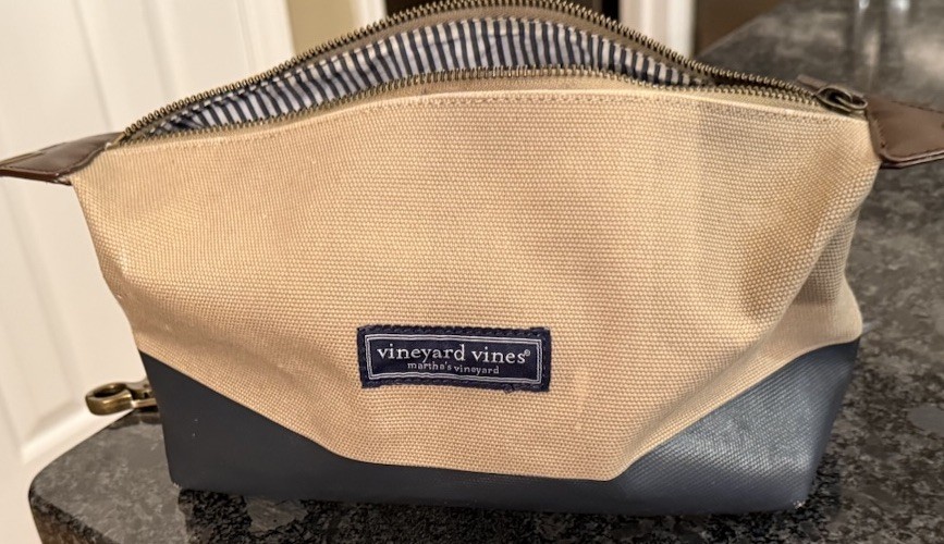 Vineyard Vines canvas travel Dopp kit two-tone khaki/ navy w Signature Logo