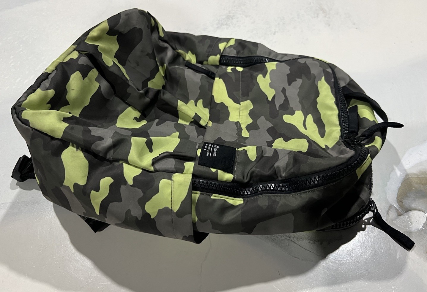 Lululemon Everyday Backpack 2.0 23L Heritage 365 Camo Green