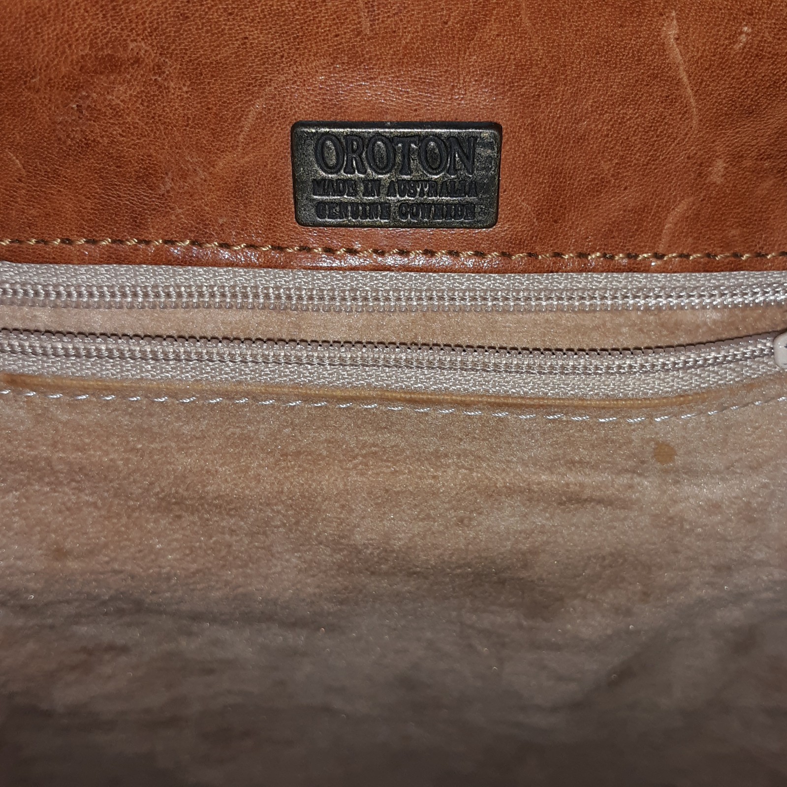 Vtg OROTON Australian Katoomba Backpack Leather Bag Cognac Drawstring Adj Straps