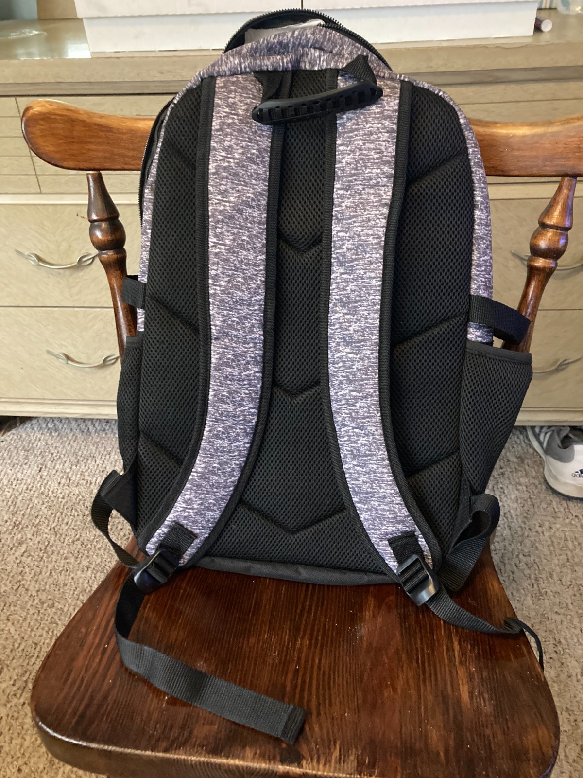 Trailmaker Bungee Backpack With 17″ Laptop Pocket, Gray/Black