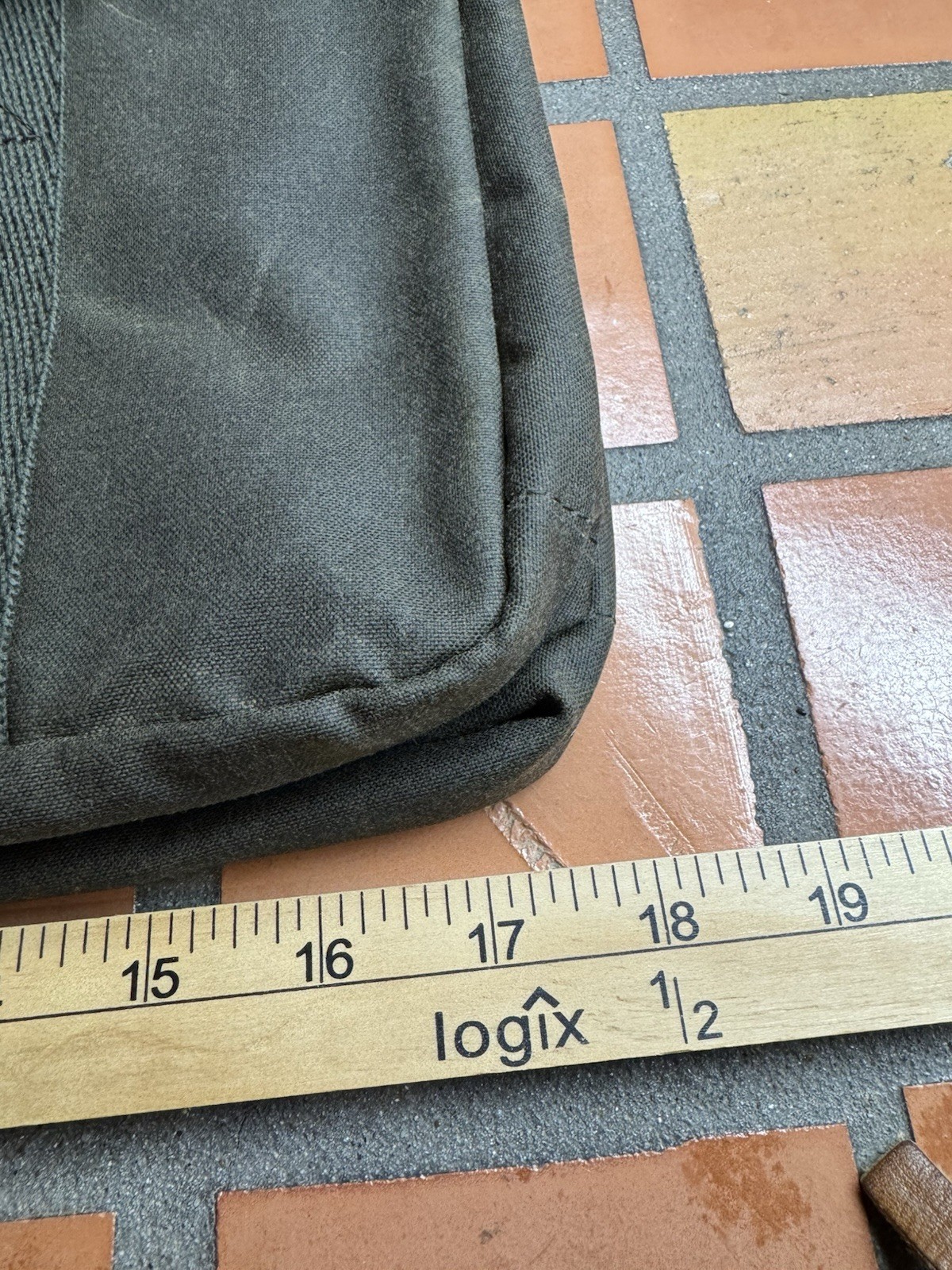 FILSON SMALL TIN CLOTH DUFFLE BAG OTTER GREEN OS NWT 20% Off MSRP
