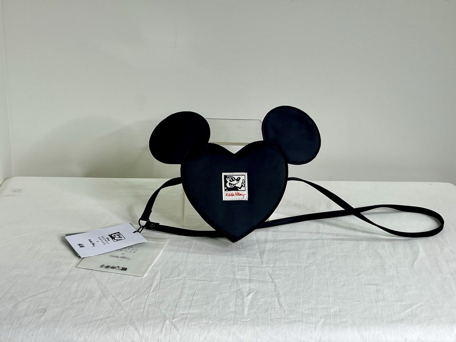 H&M Keith Haring Heart Shaped Motif Design Shoulder Bag 100% recycled polyester