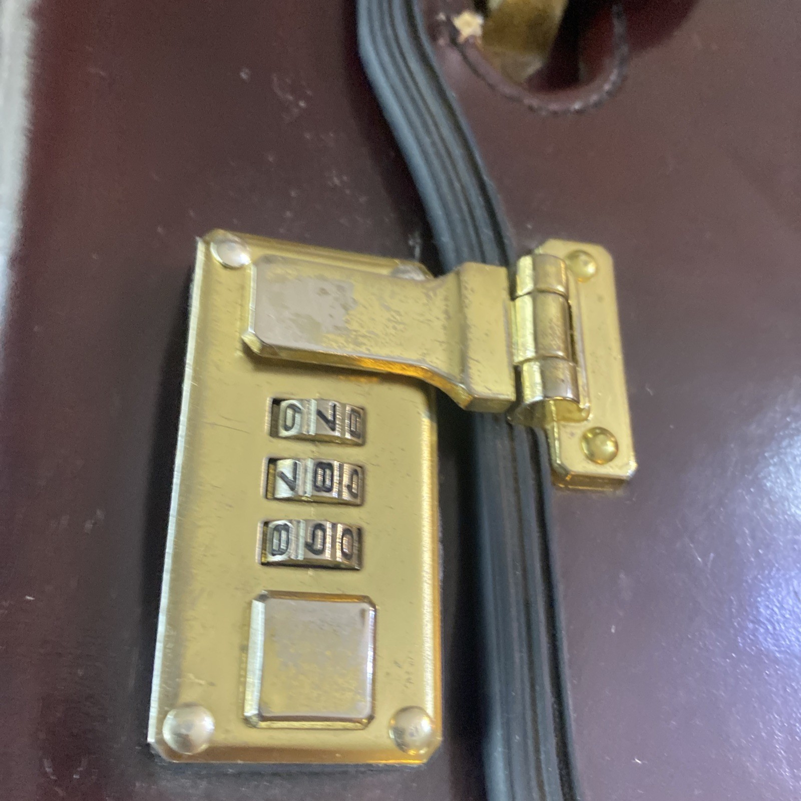 Vintage Business Class Burgundy Hard Shell Attache Briefcase Combination Lock