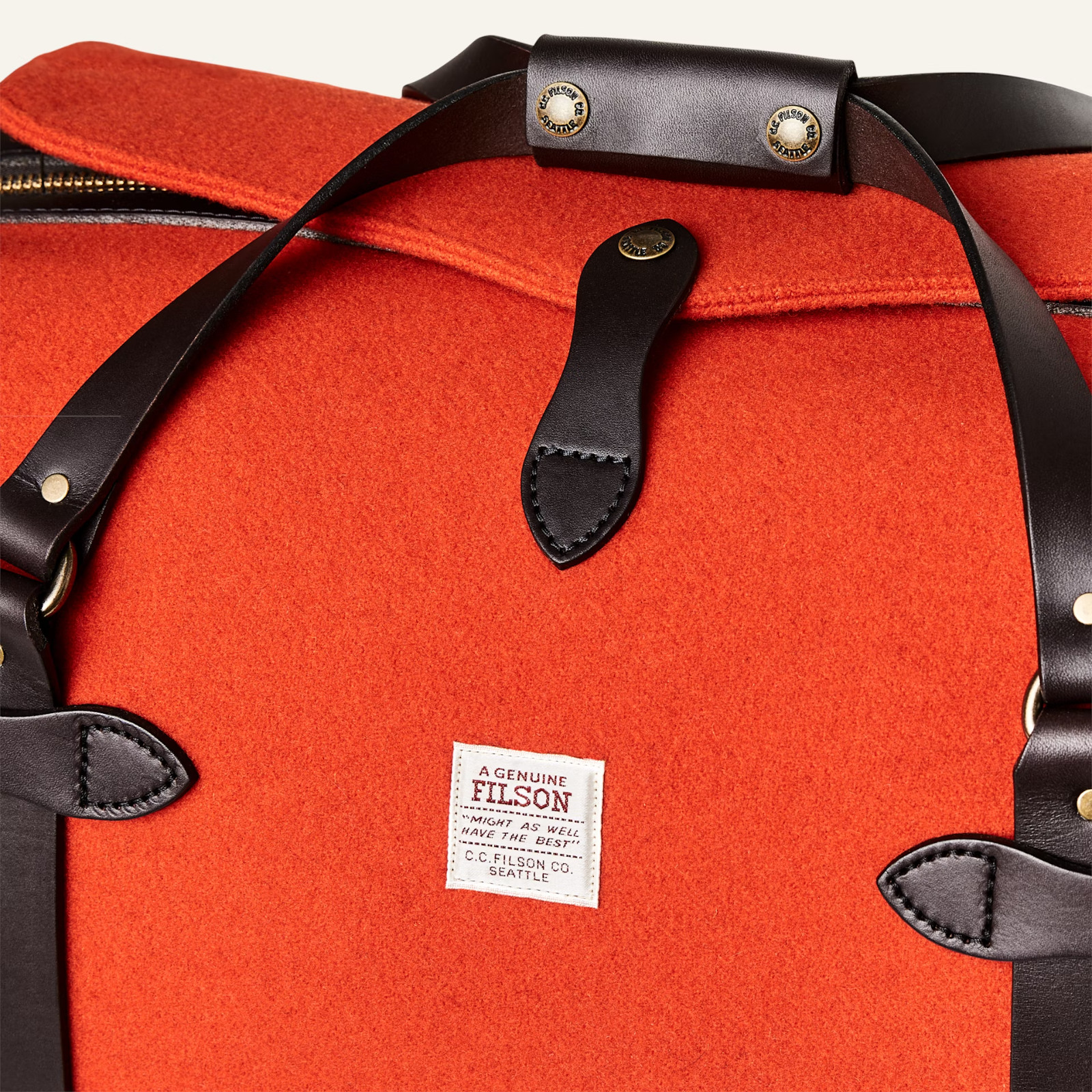 NWT Filson Mackinaw Wool Medium Duffle Made In USA Flame 20263593
