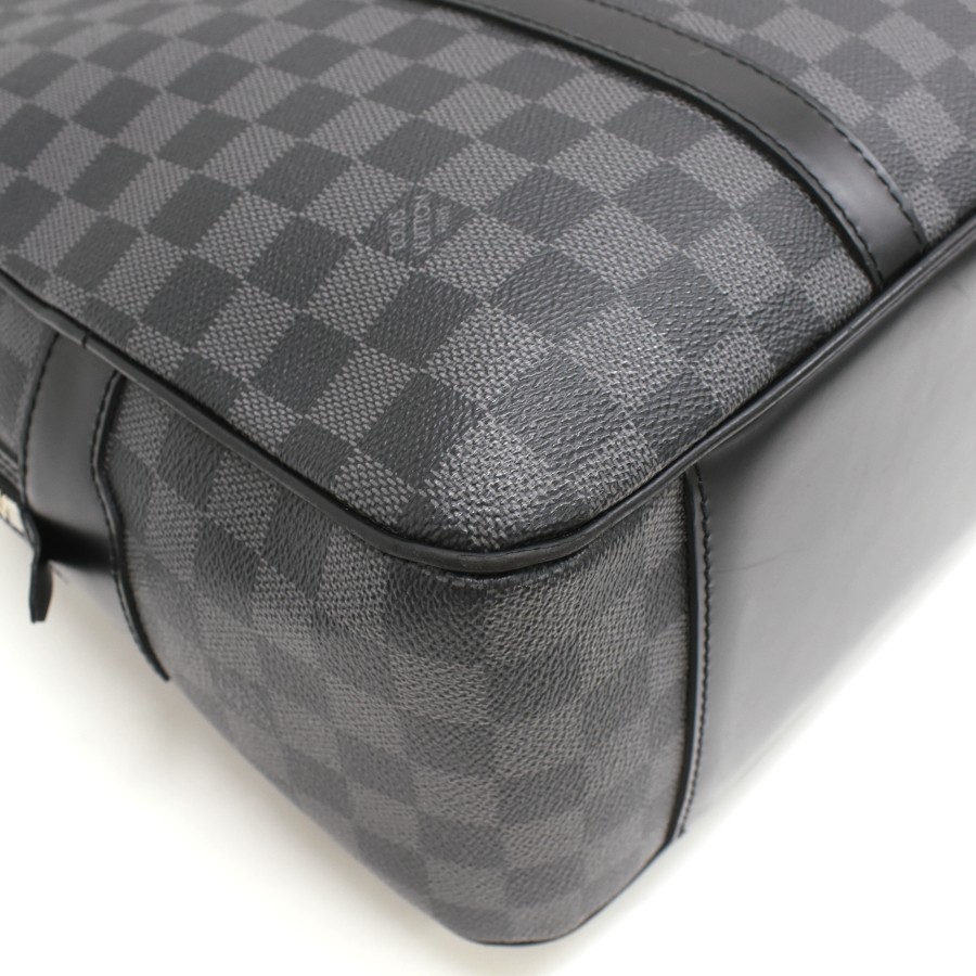 LOUIS VUITTON Damier Graphite Porte Documents Voyage N51195 T1CC