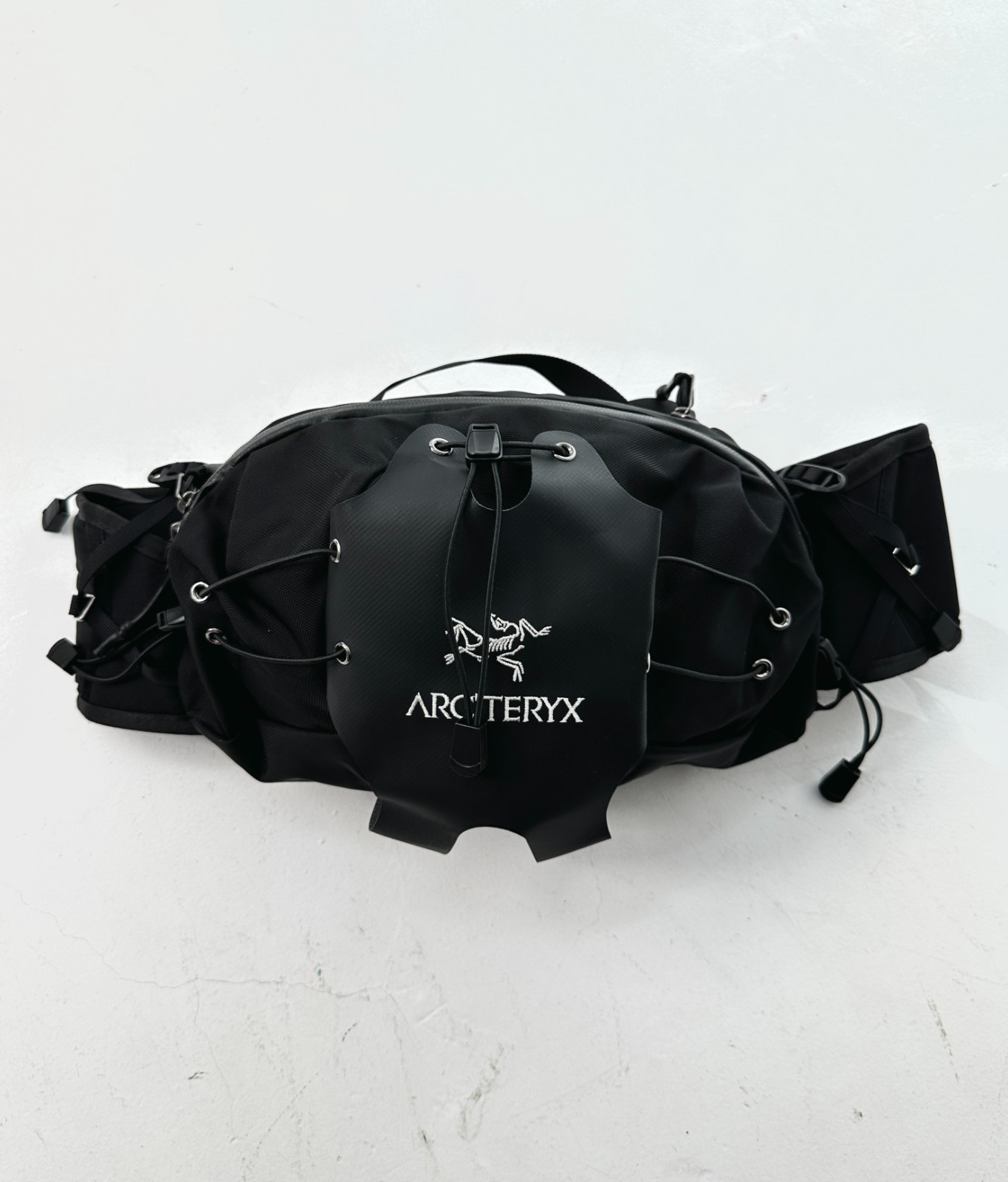 Arc’teryx Q5 Waistpack Black Outdoor Belt Bag Hiking EDC Crossbody Minimal Techw