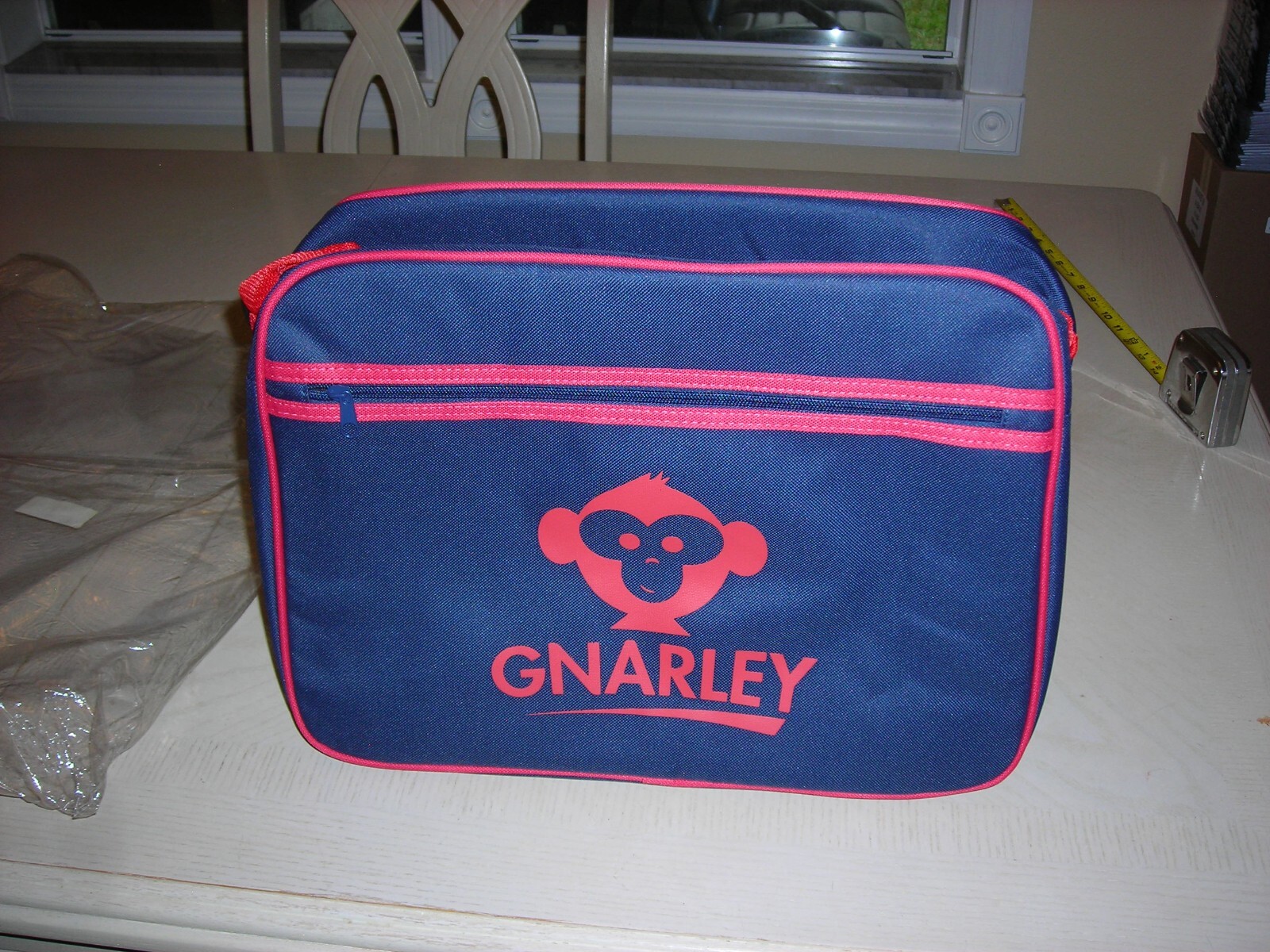 Classic gnarley retro bags blue/red med travel brand new with carry strap