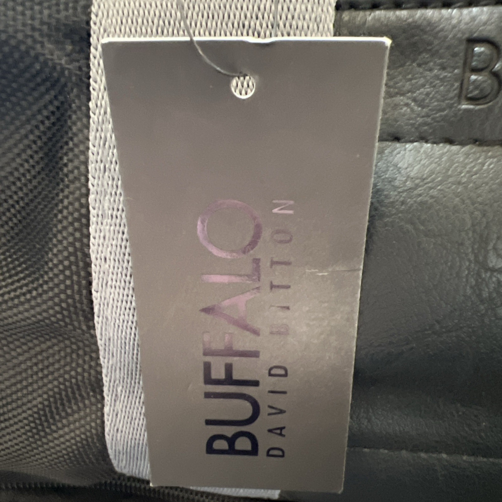 Buffalo David Bitton Duffel Bag NWT Leather Front Pocket Bottom Zipper Travel